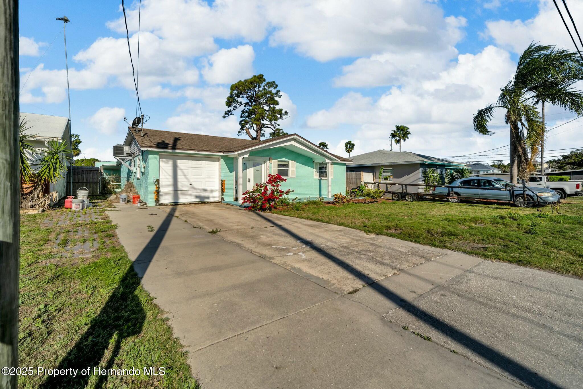 13929 Muriel Avenue, Hudson, Florida image 2