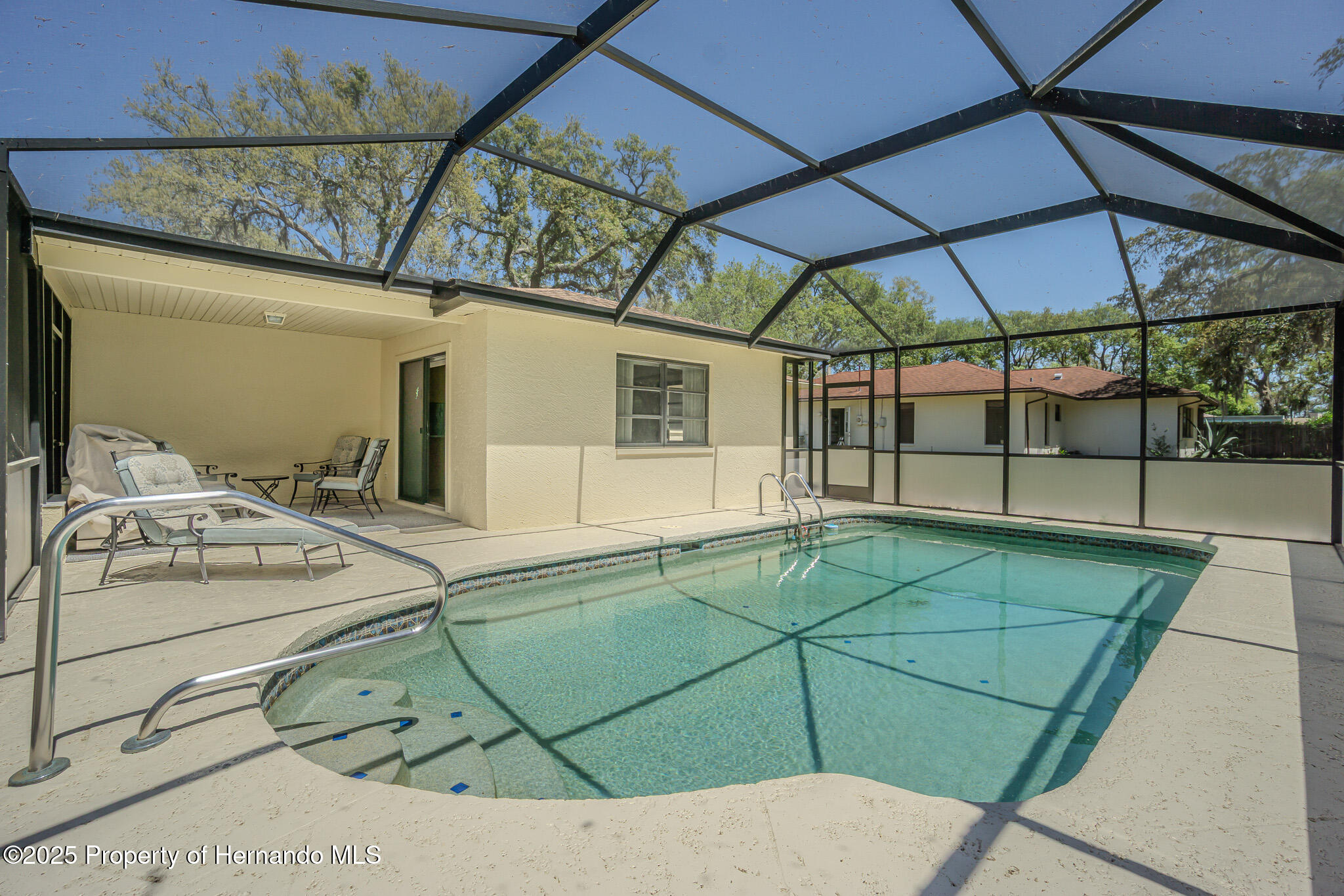 7813 Holiday Drive, Spring Hill, Florida image 3