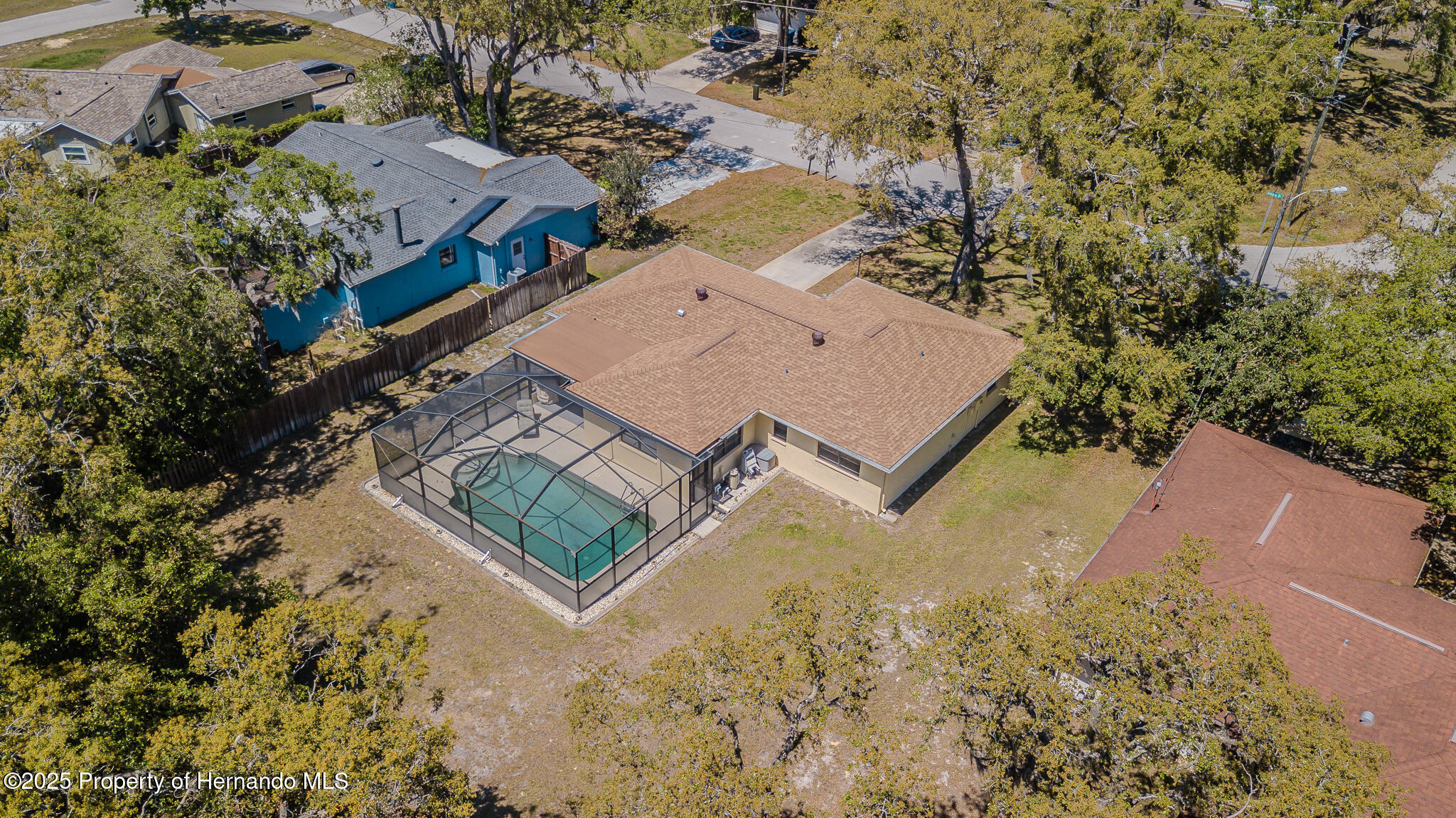 7813 Holiday Drive, Spring Hill, Florida image 24
