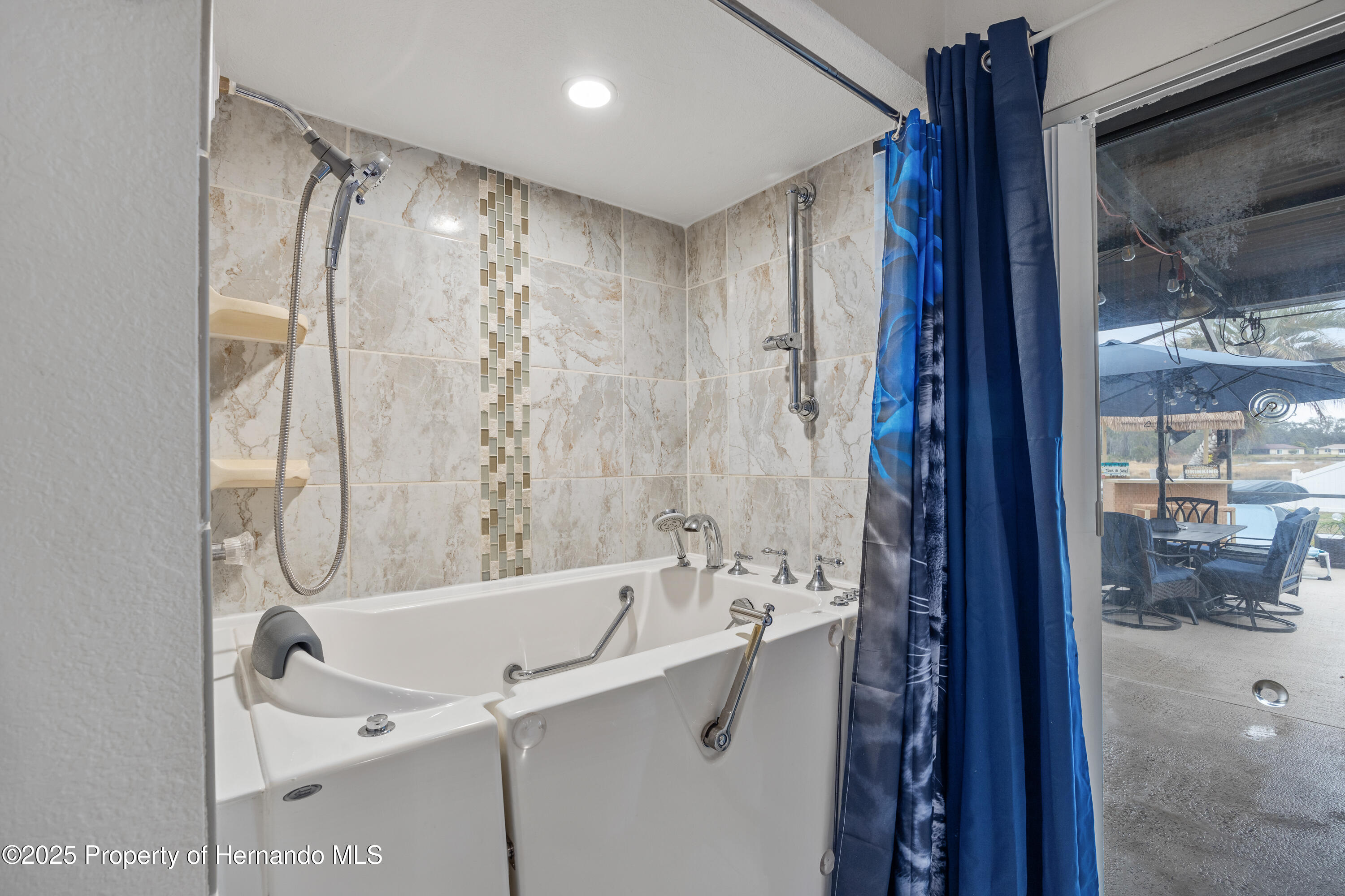 12321 Smokey Drive, Hudson, Florida image 21