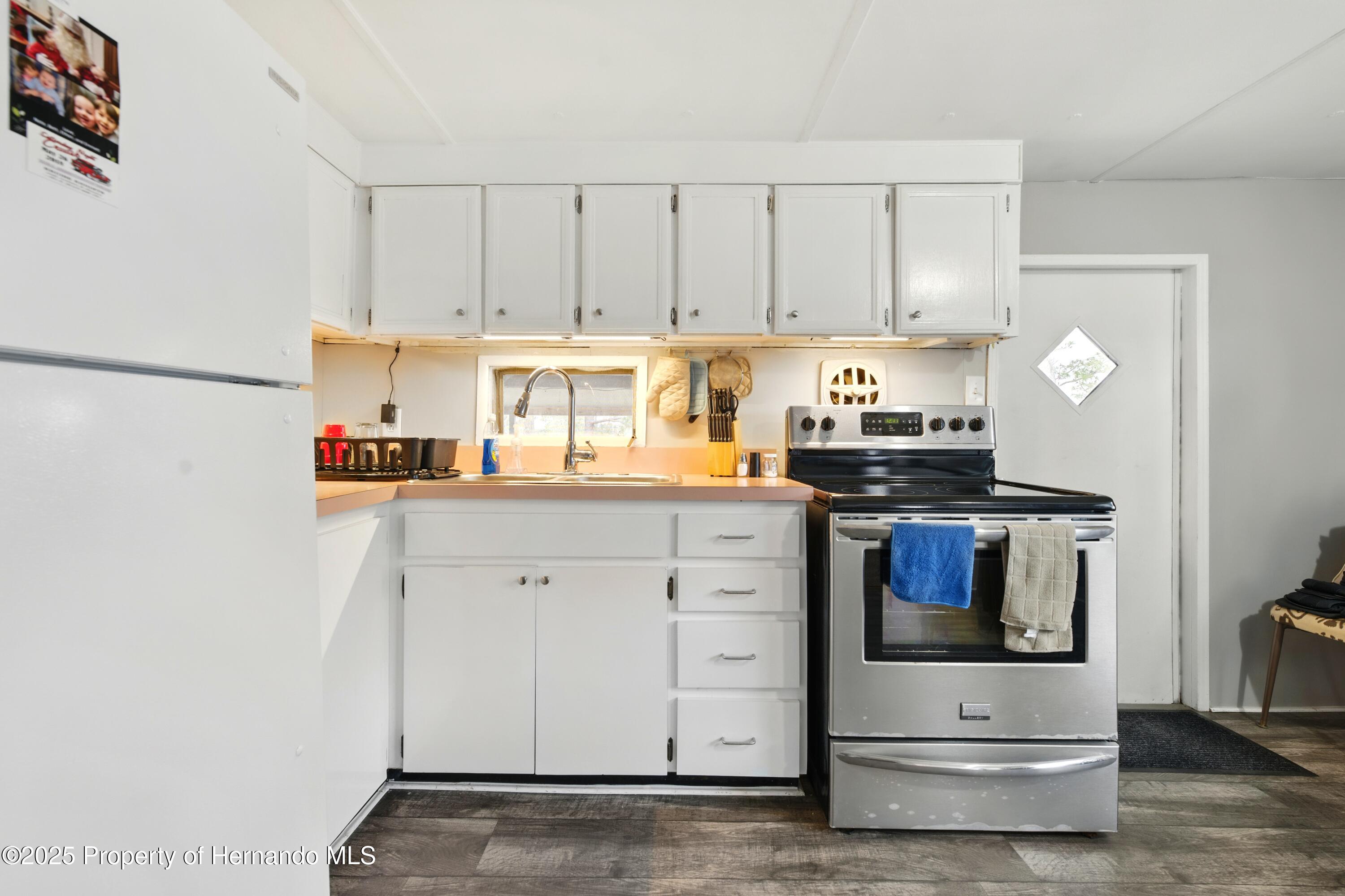 13098 Sun Road, Brooksville, Florida image 11