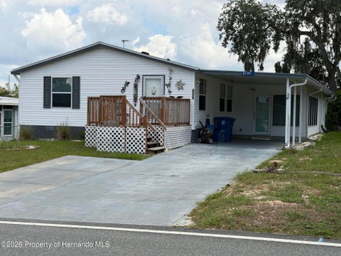 Mobile Home For Sale - 8739 Highpoint Boulevard<br/> Hernando County, Brooksville, FL 34613