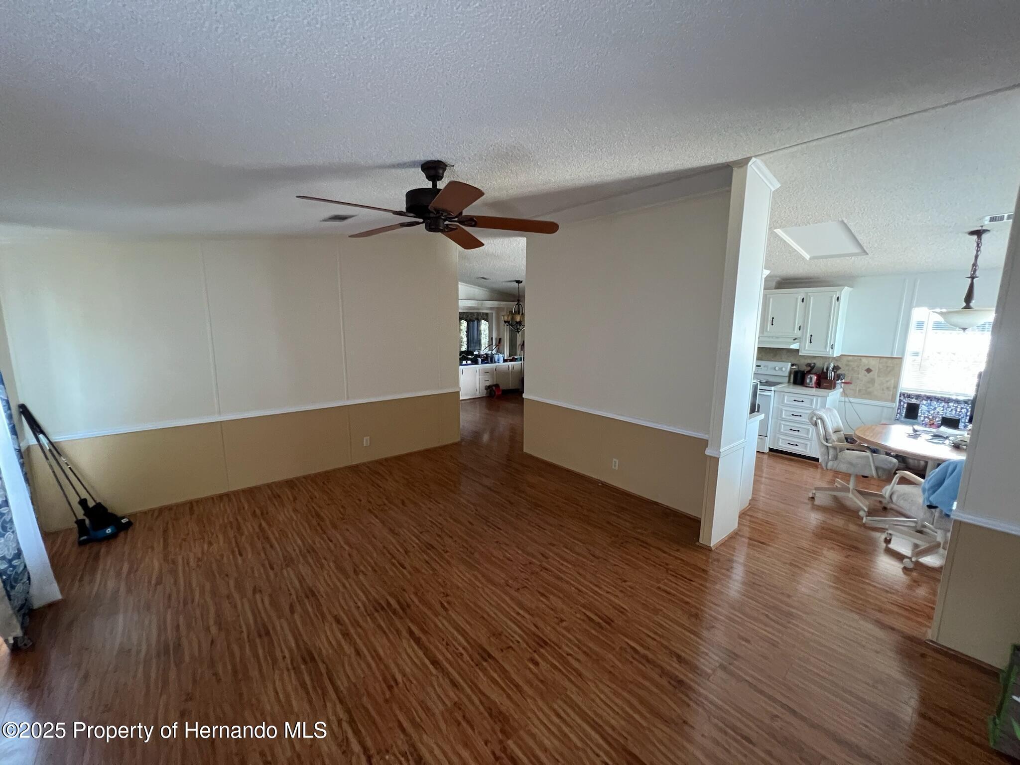 9847 Scepter Avenue, Brooksville, Florida image 7