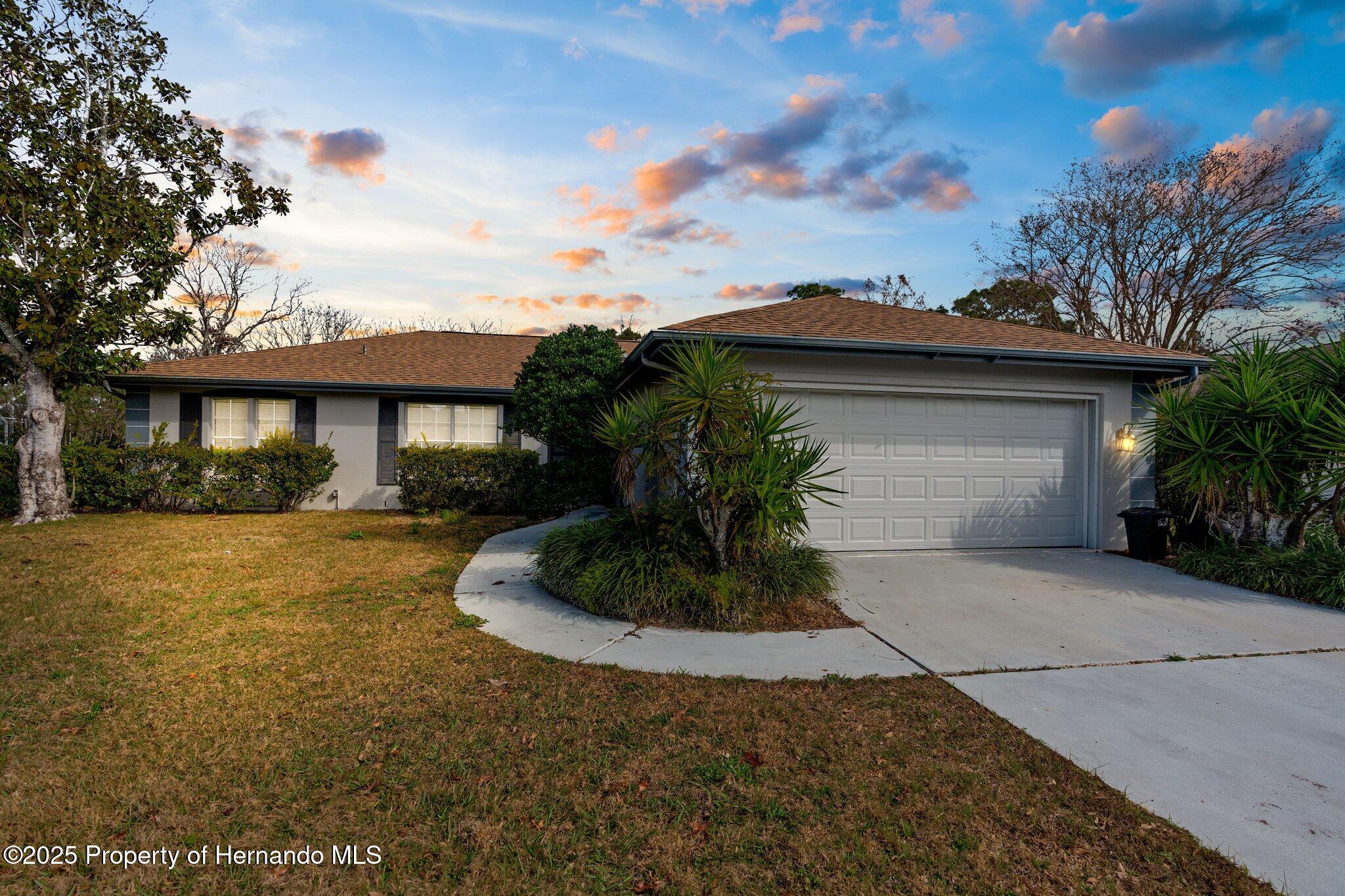 8701 Braxton Drive, Hudson, Florida image 46