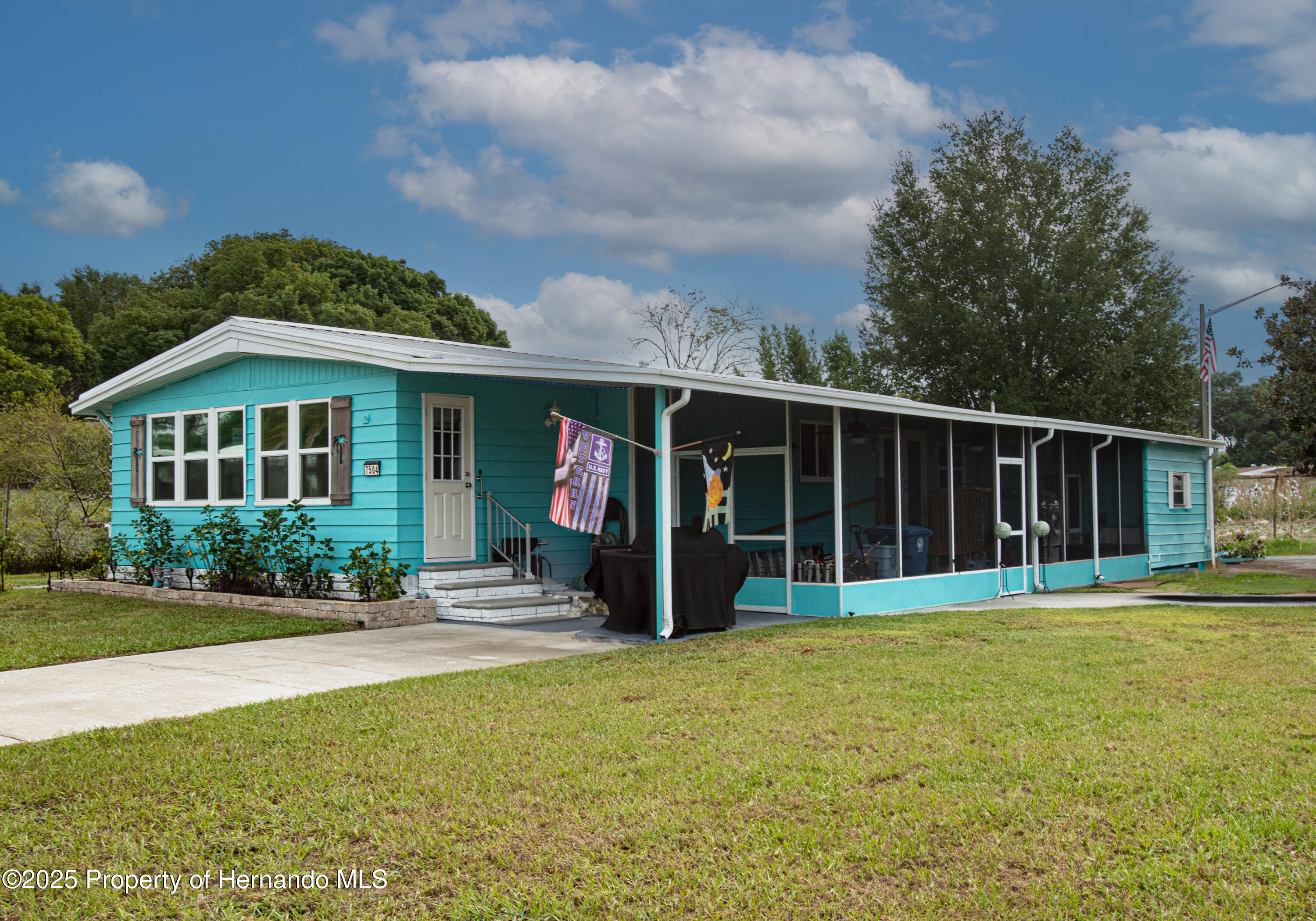 7504 Country Club Drive, Brooksville, Florida image 1