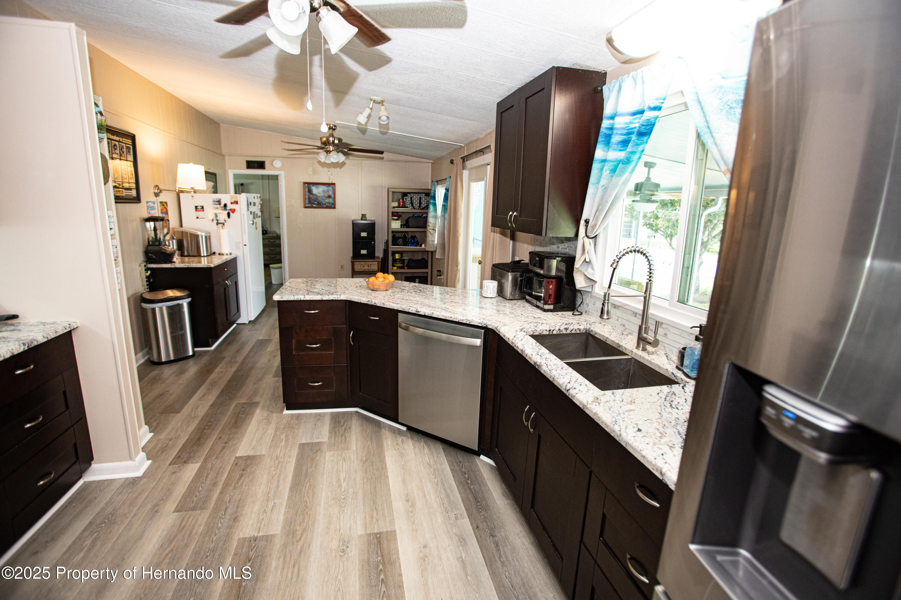 7504 Country Club Drive, Brooksville, Florida image 26