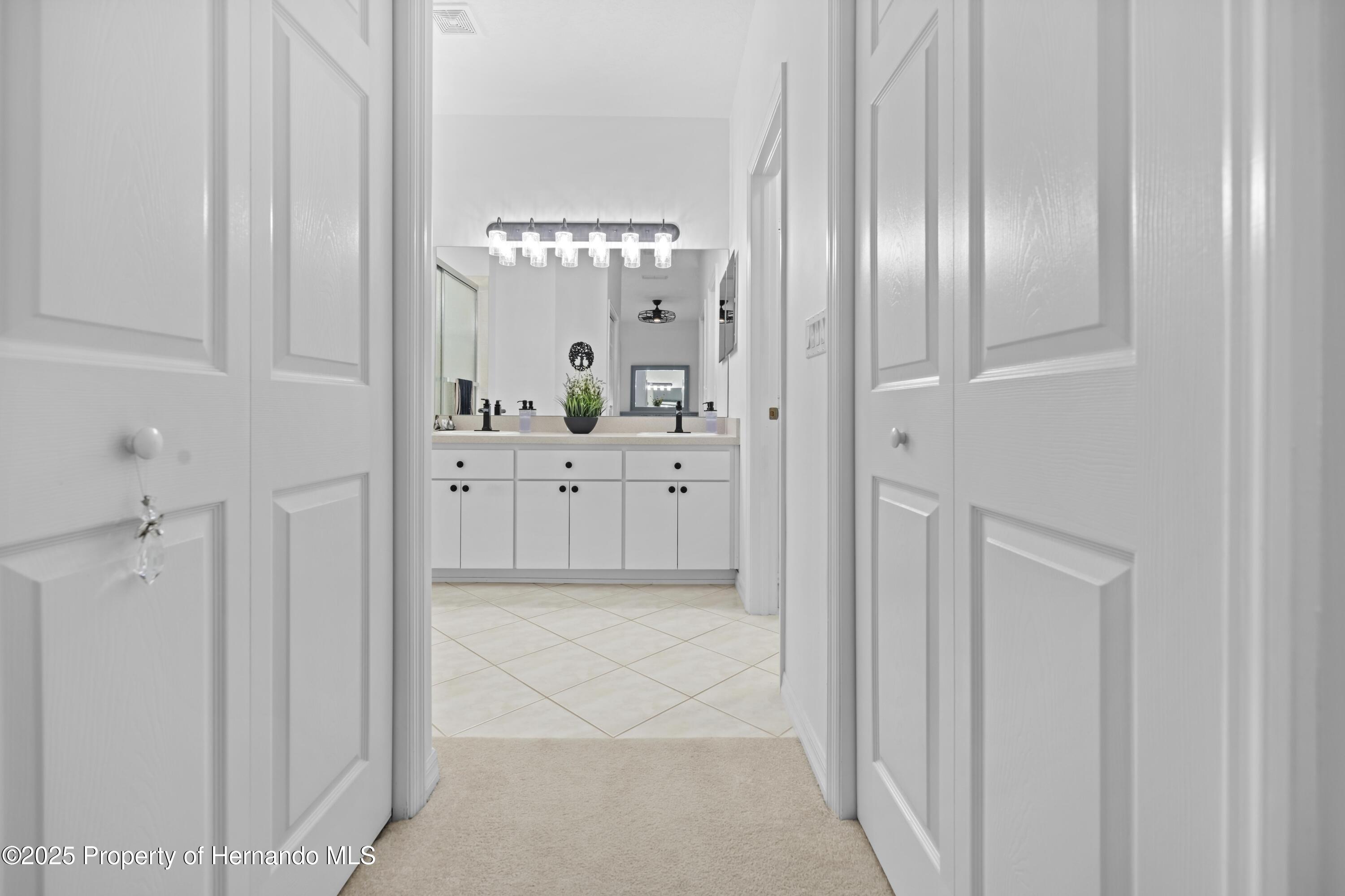 5676 Legend Hills Lane, Spring Hill, Florida image 32