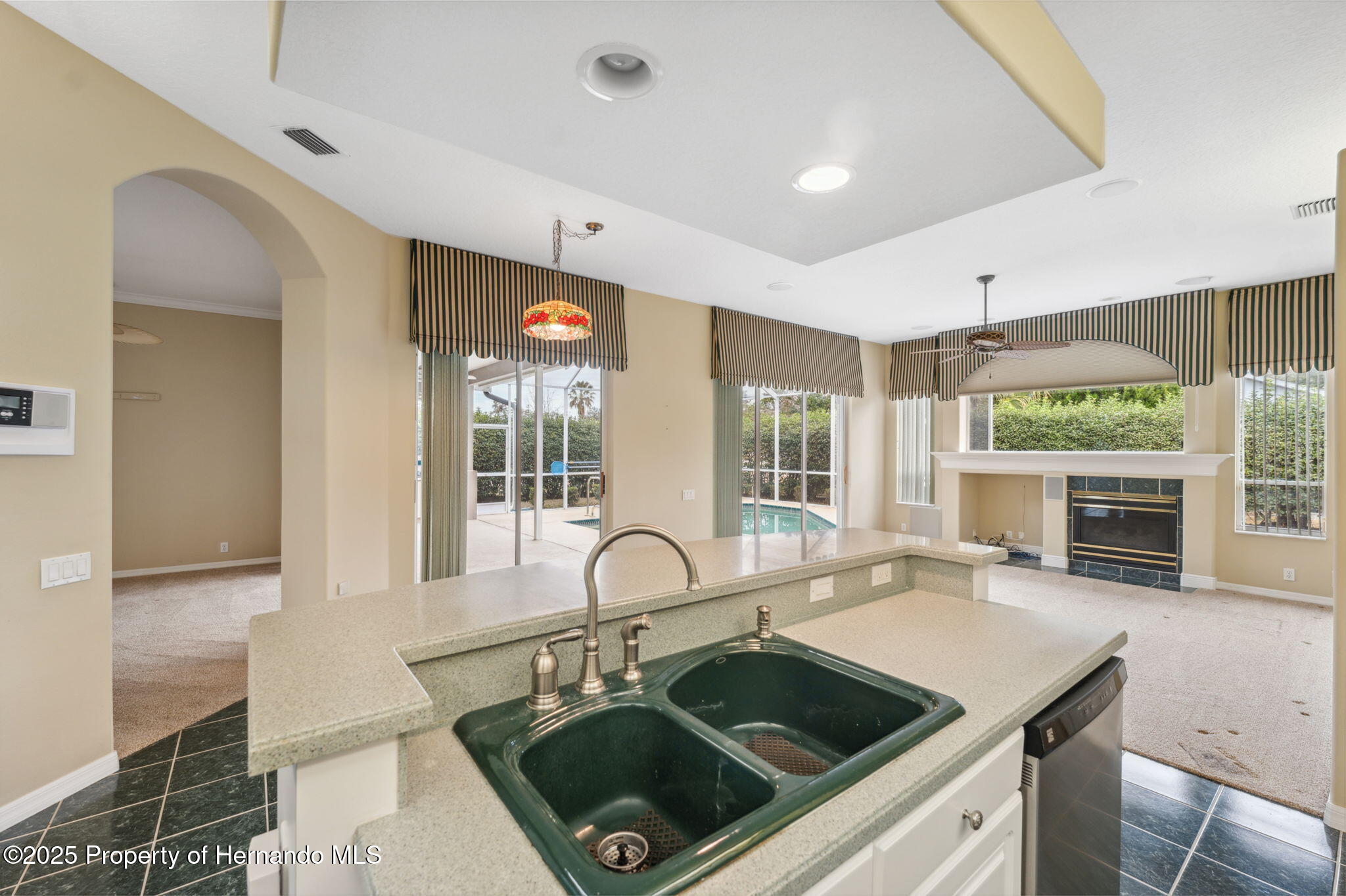 6112 Kinlock Avenue, Spring Hill, Florida image 9