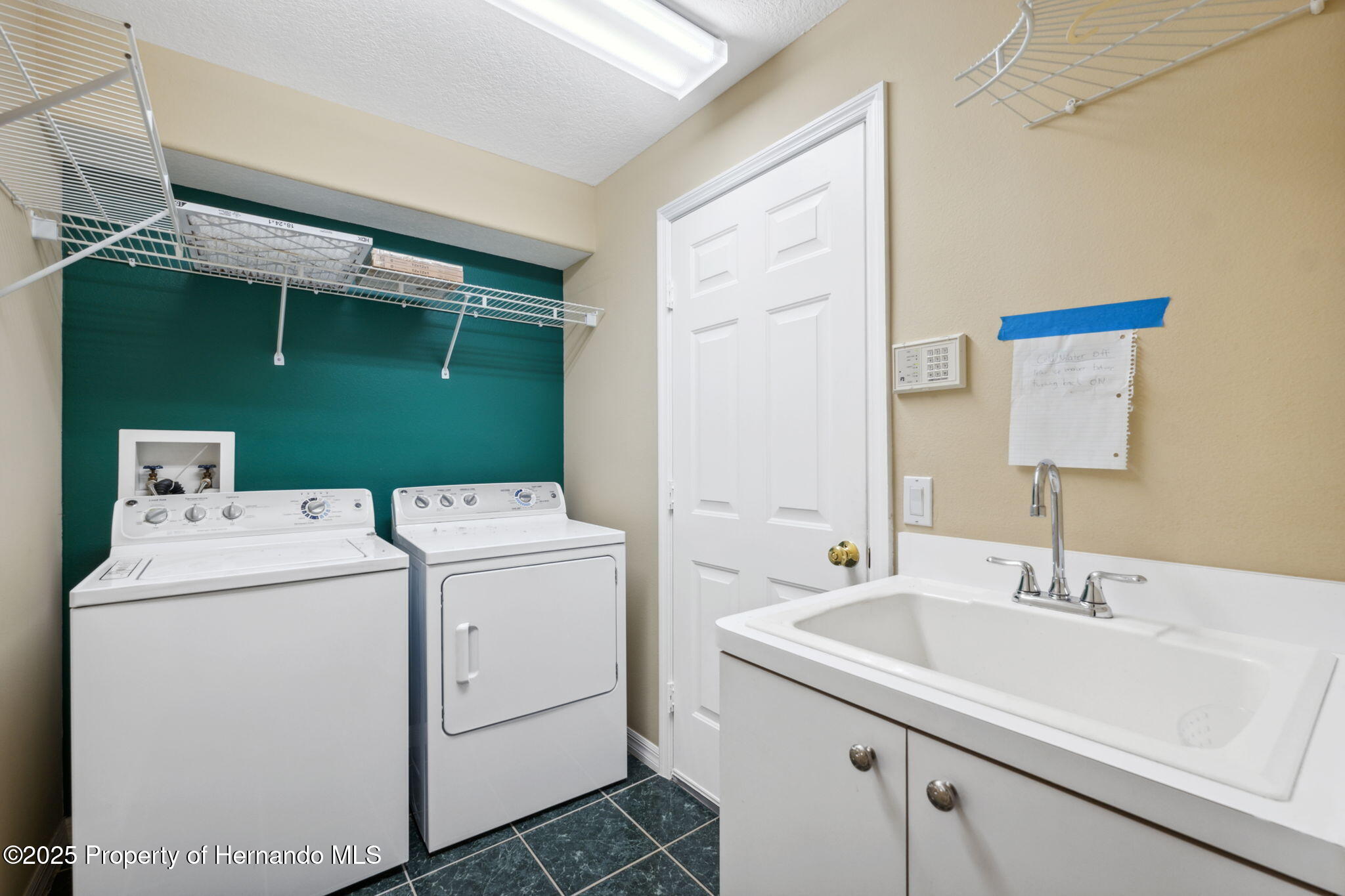 6112 Kinlock Avenue, Spring Hill, Florida image 27