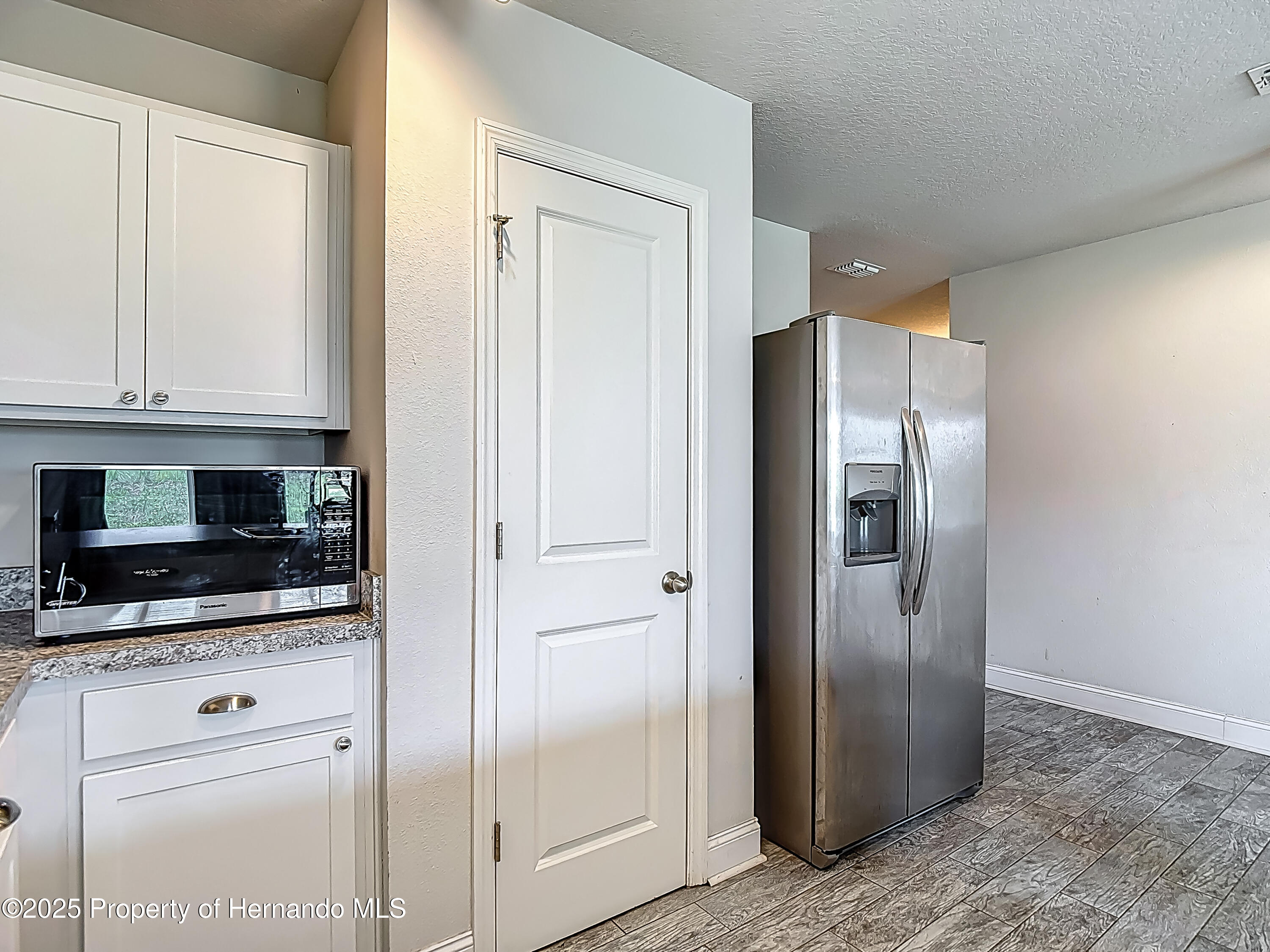 277 Hampshire Avenue, Spring Hill, Florida image 17