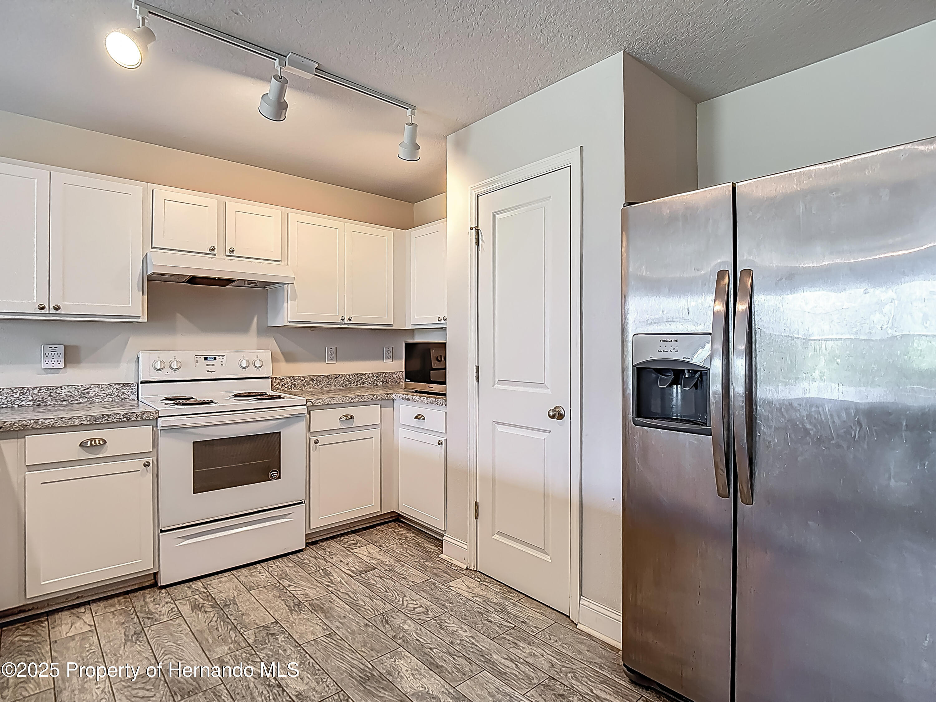 277 Hampshire Avenue, Spring Hill, Florida image 18