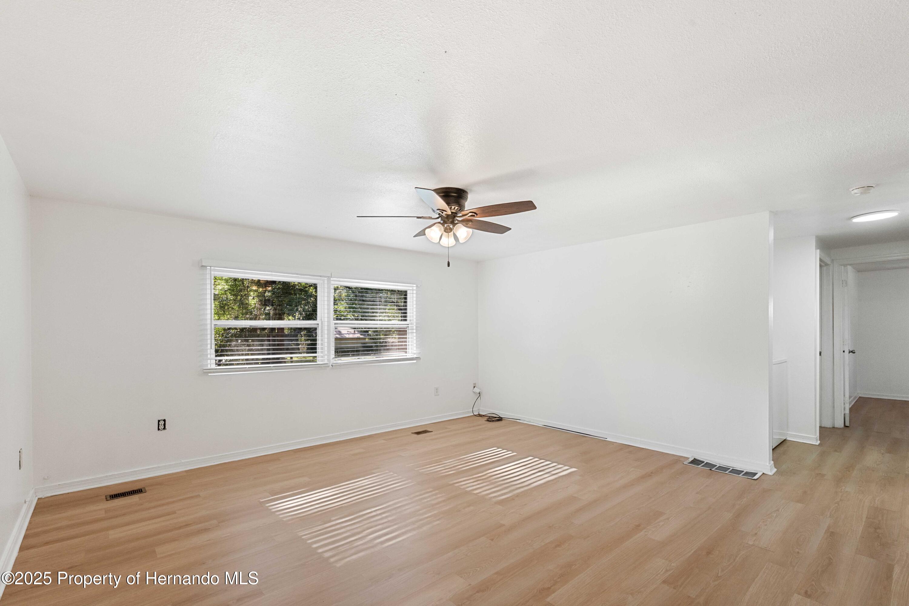 27477 Old Trilby Road, Brooksville, Florida image 37