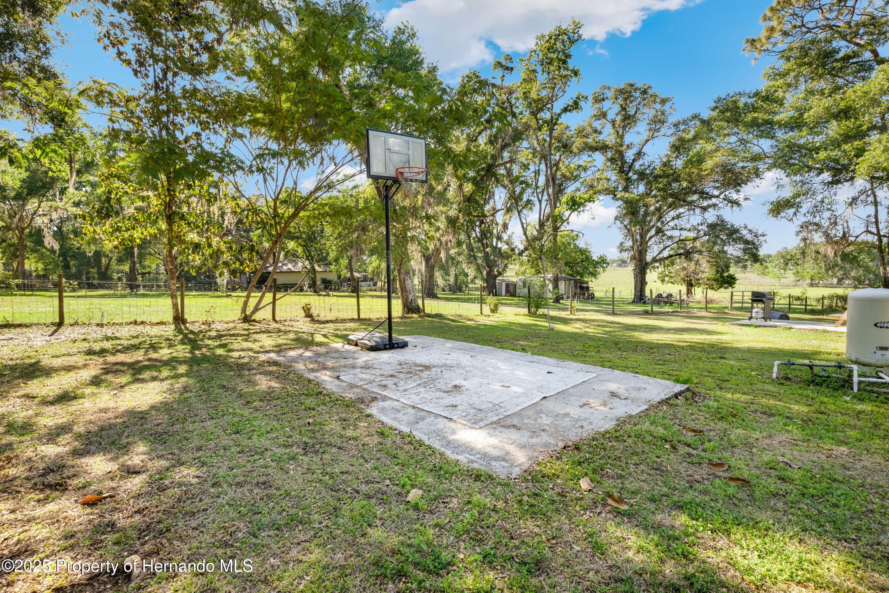 27477 Old Trilby Road, Brooksville, Florida image 21
