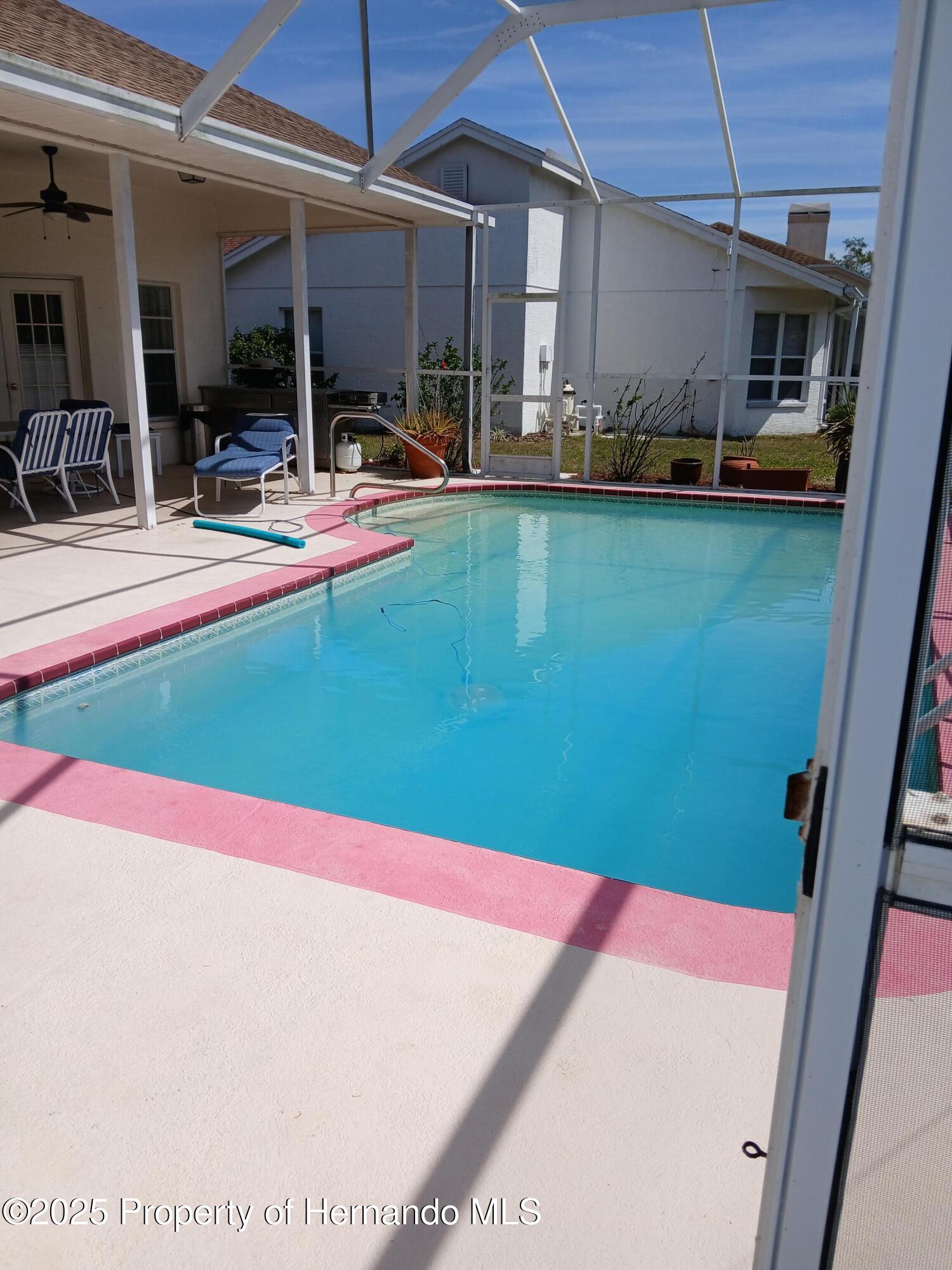 8630 Coral Creek Loop, Hudson, Florida image 5