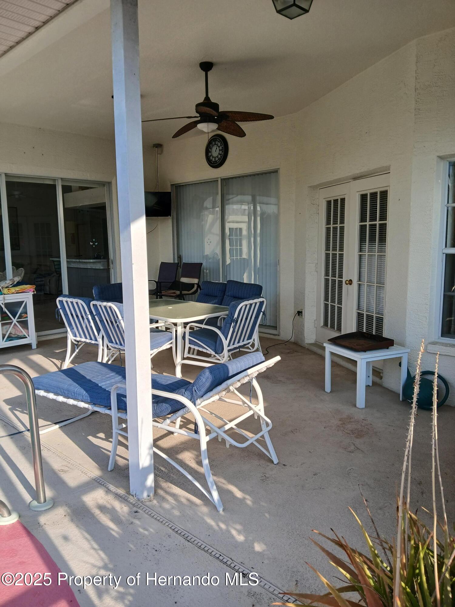 8630 Coral Creek Loop, Hudson, Florida image 16