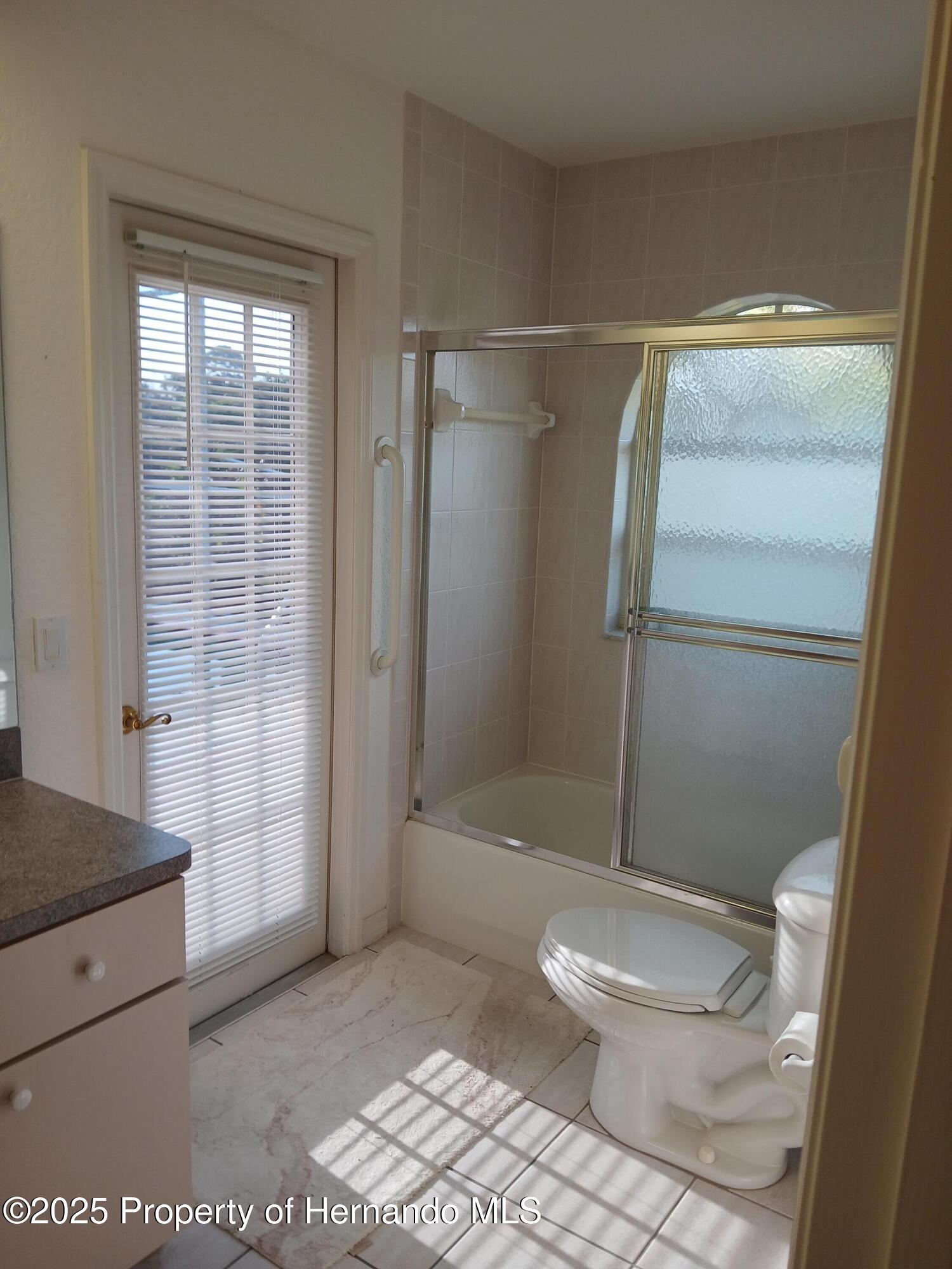 8630 Coral Creek Loop, Hudson, Florida image 32