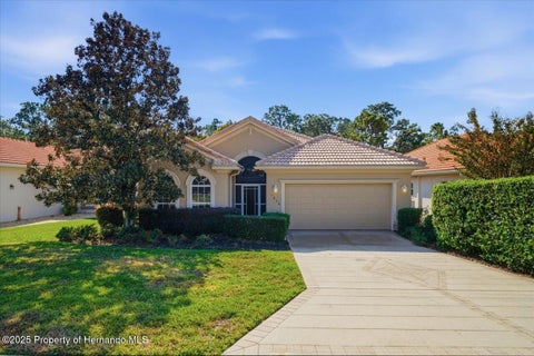 Homes For Sale - 1650 W Lauel Glen Path<br/> Hernando, FL 34442