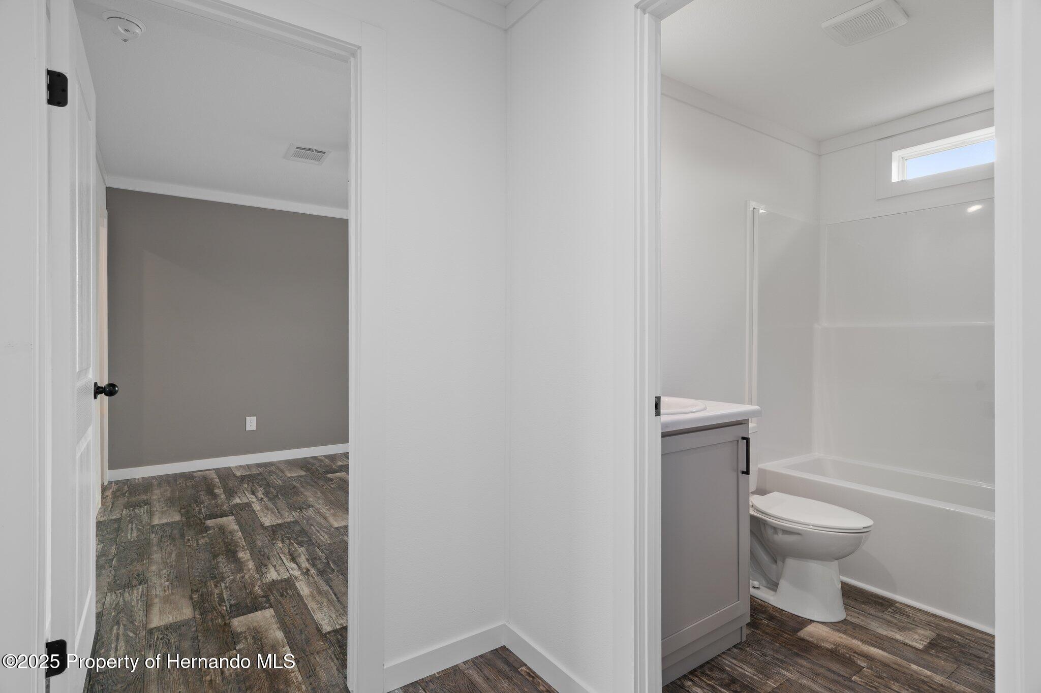 Brooksville, Florida 34604, United States, 3 Bedrooms Bedrooms, ,2 BathroomsBathrooms,Residential,Active,197767