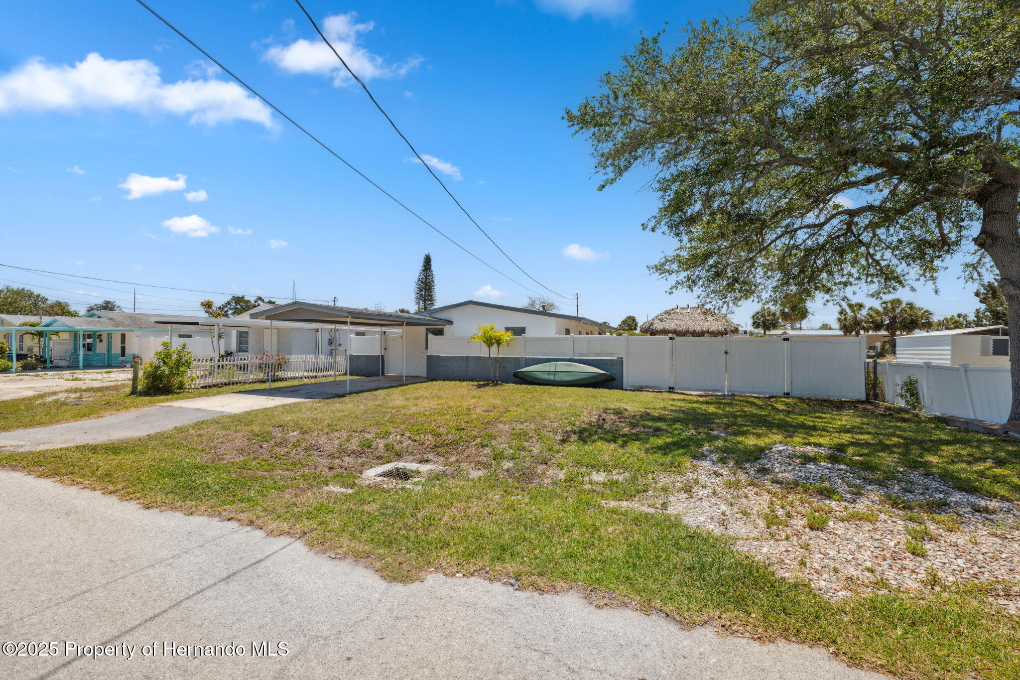 6816 Sanderling Lane, Hudson, Florida image 45