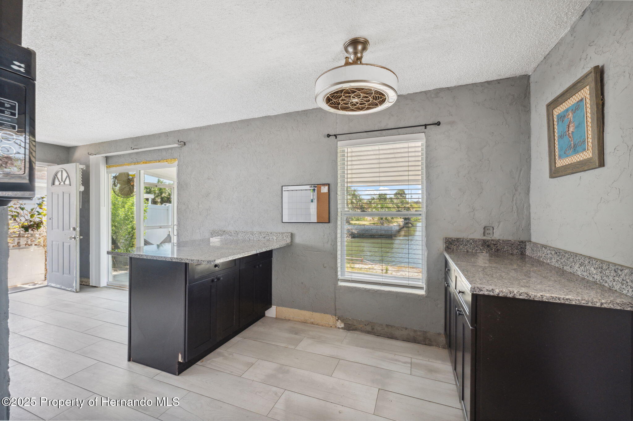 6816 Sanderling Lane, Hudson, Florida image 12