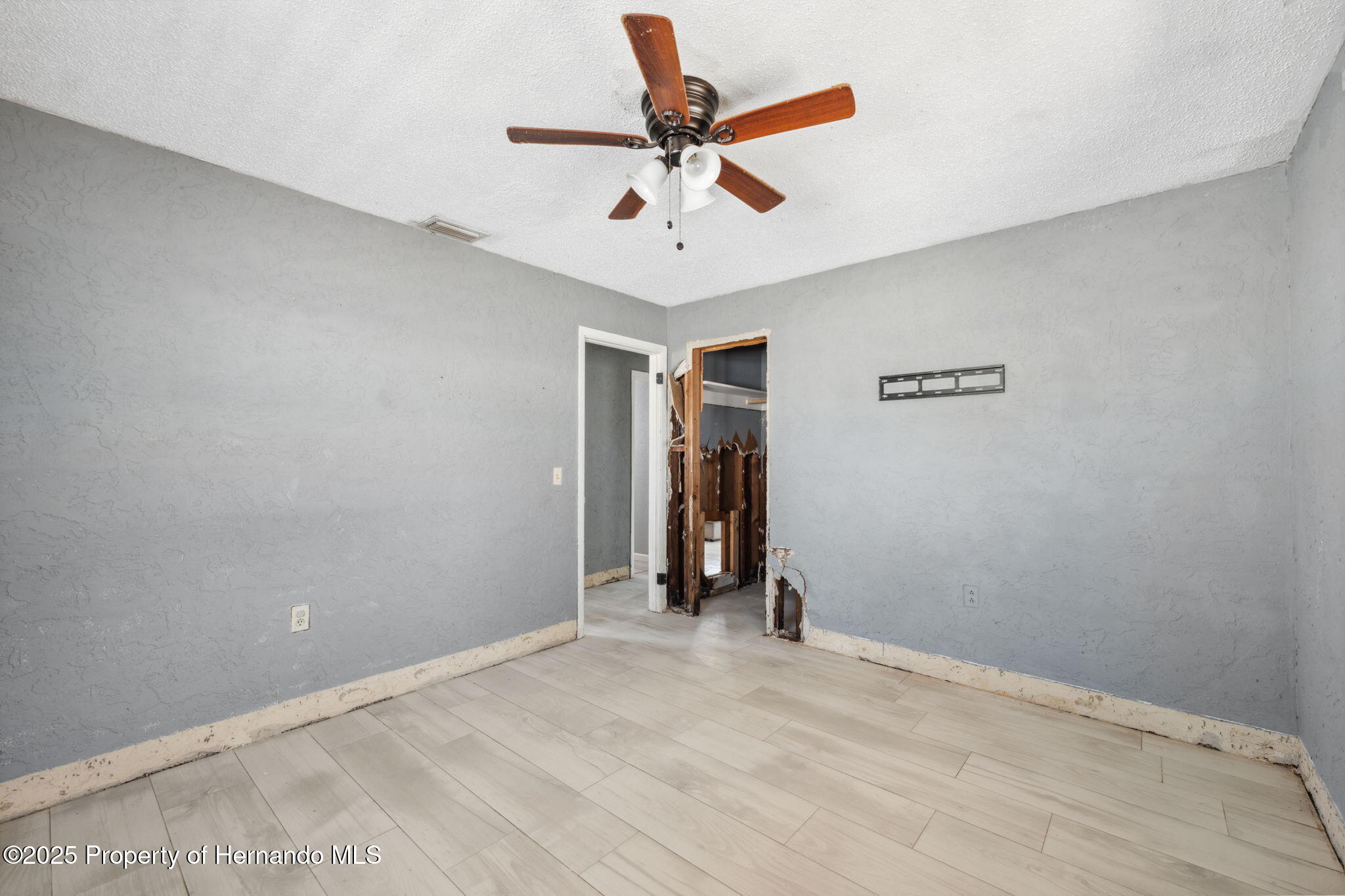 6816 Sanderling Lane, Hudson, Florida image 16