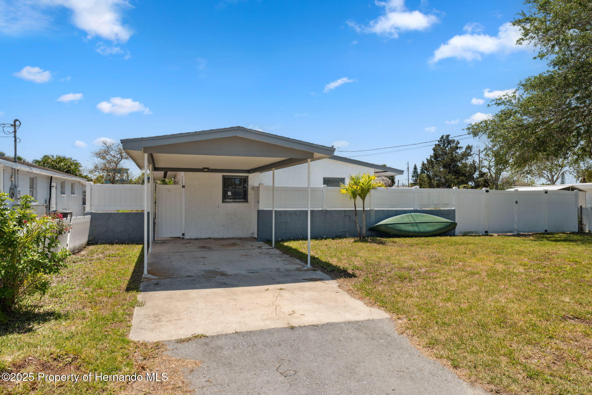 6816 Sanderling Lane, Hudson, Florida image 4