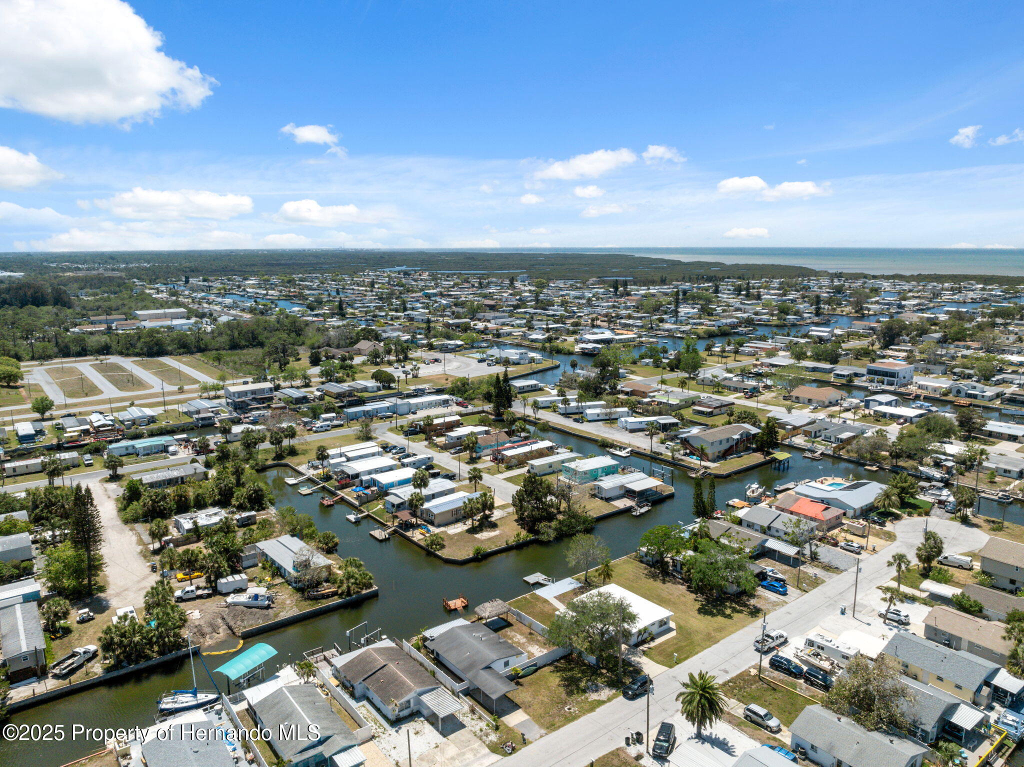 6816 Sanderling Lane, Hudson, Florida image 34