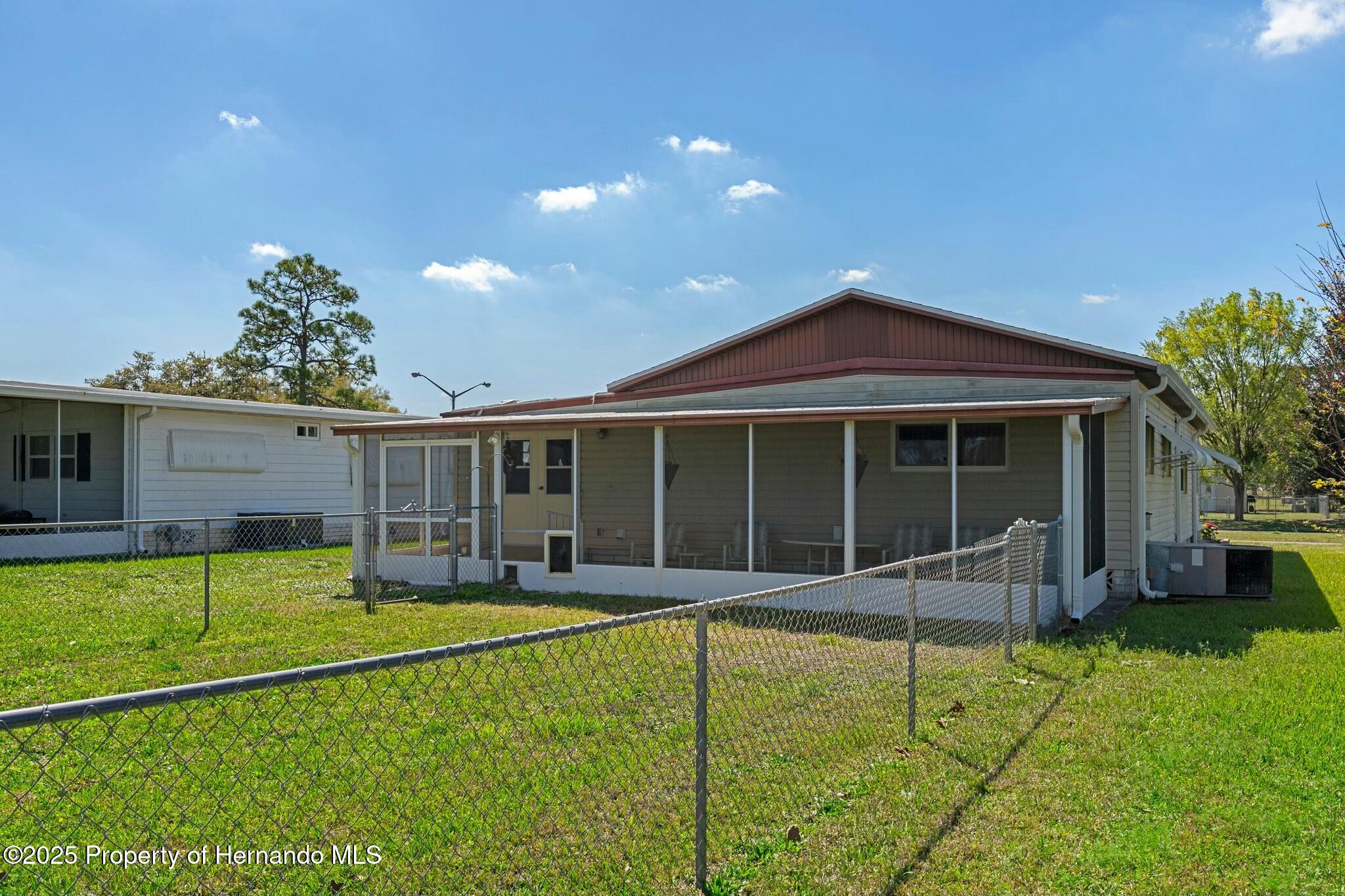 14751 Brookridge Boulevard, Brooksville, Florida image 39