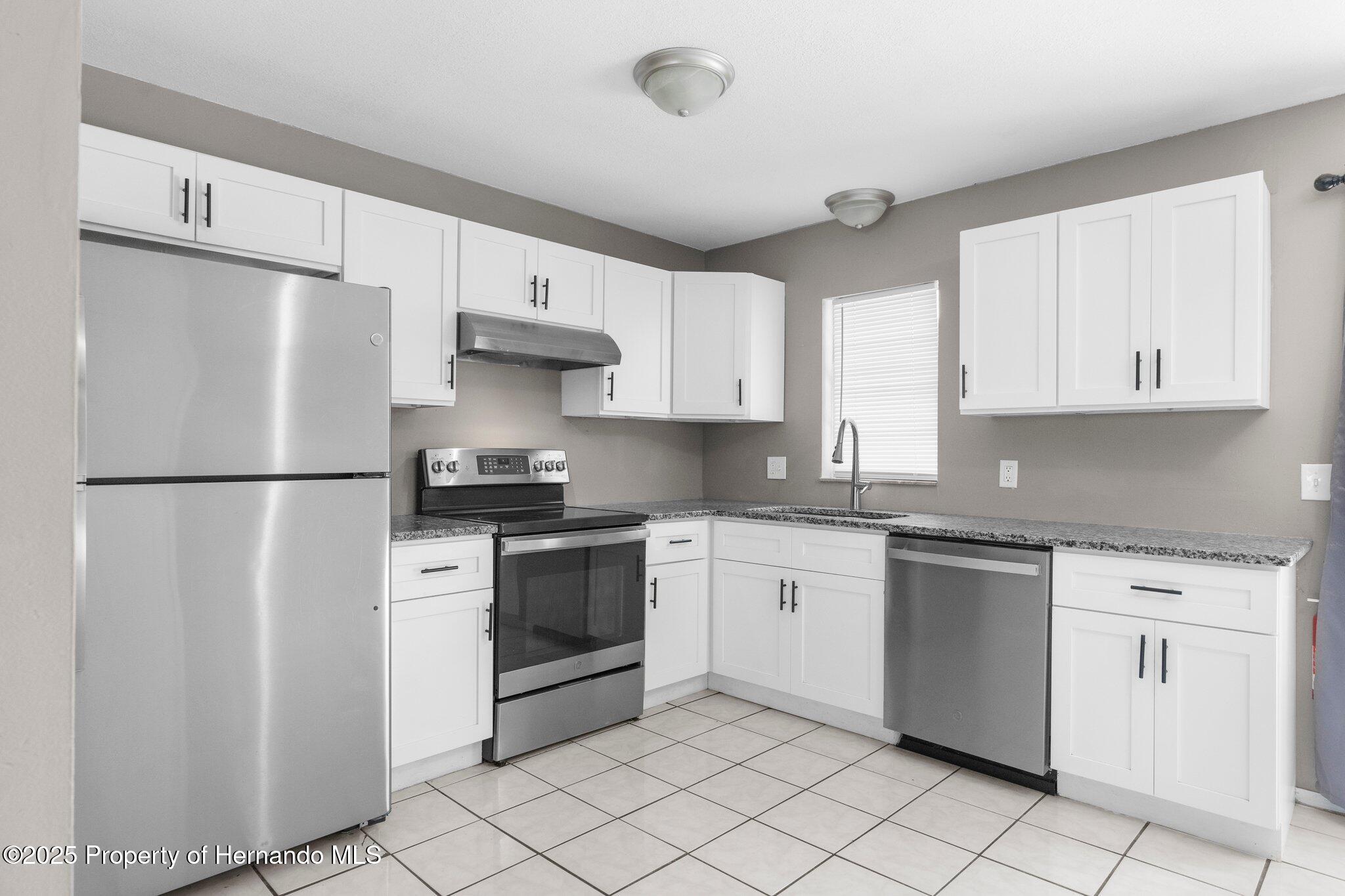 27198 Simona Avenue, Brooksville, Florida image 4