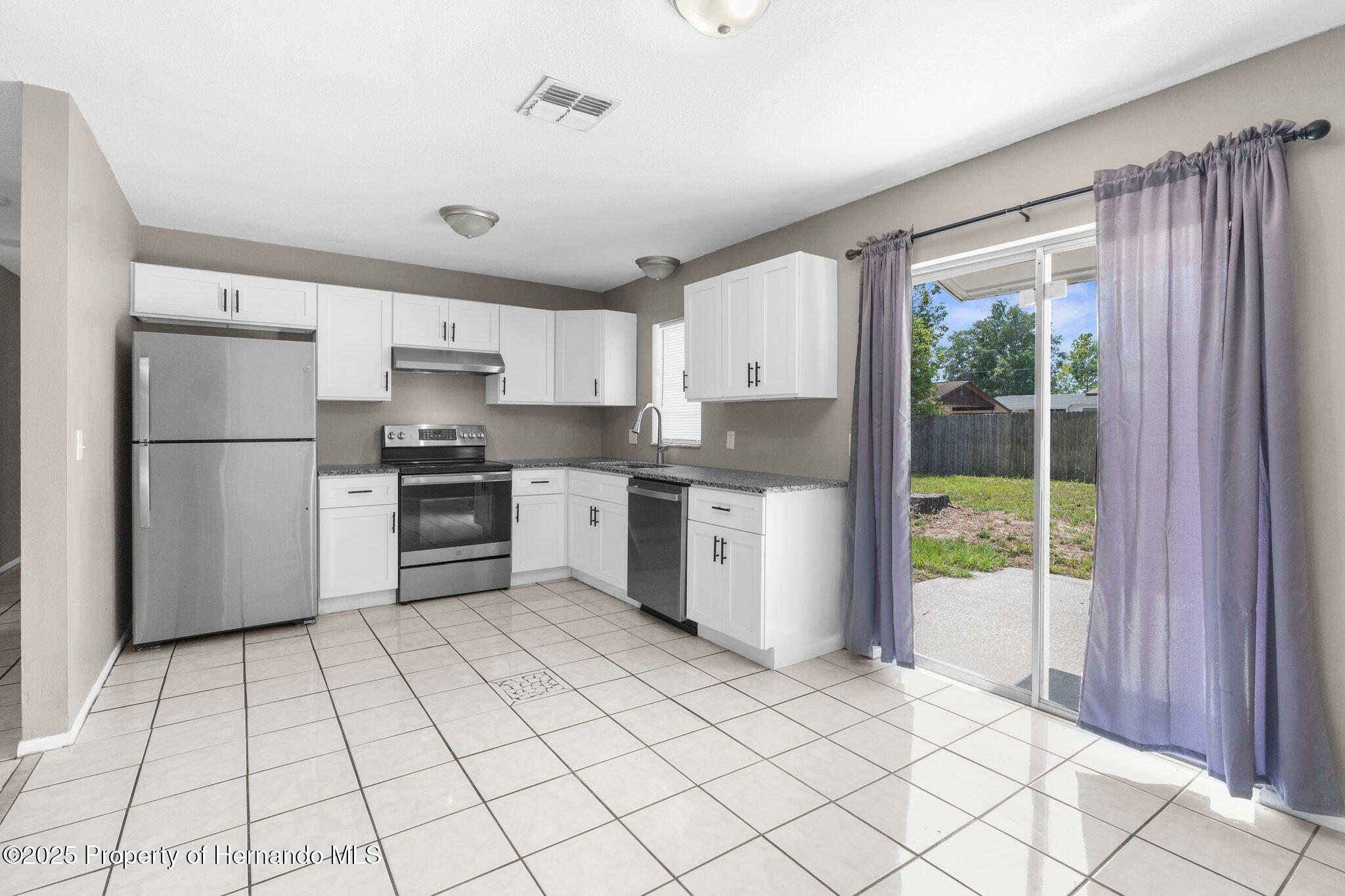 27198 Simona Avenue, Brooksville, Florida image 6