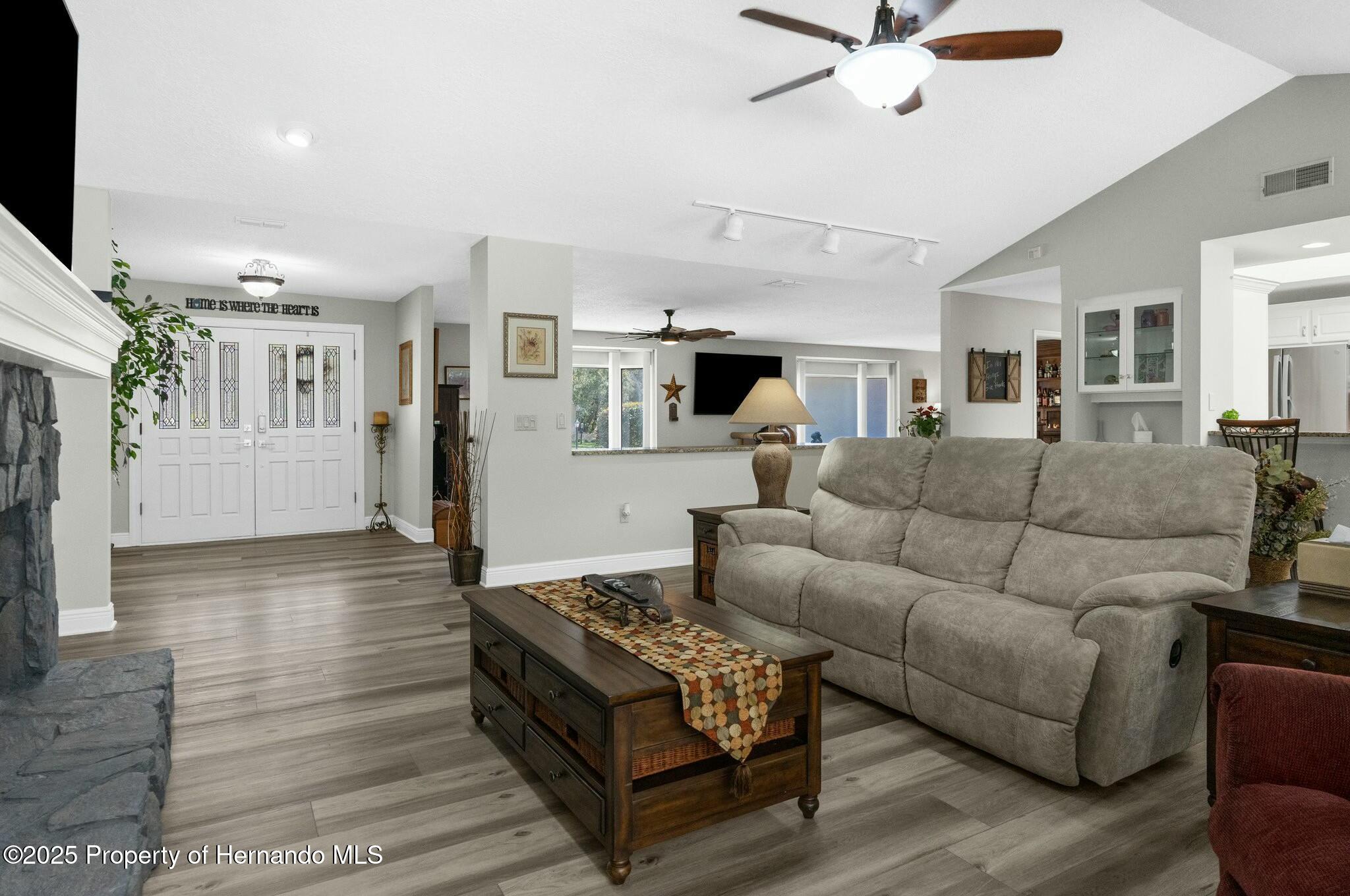 4603 Lake In The Woods Drive, Spring Hill, Florida image 38