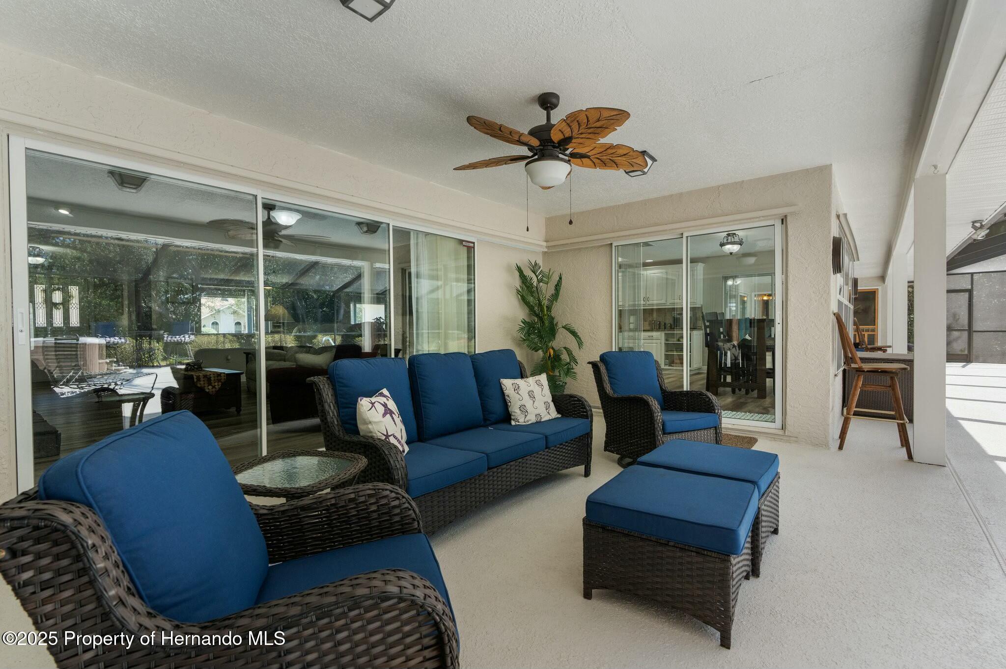 4603 Lake In The Woods Drive, Spring Hill, Florida image 13