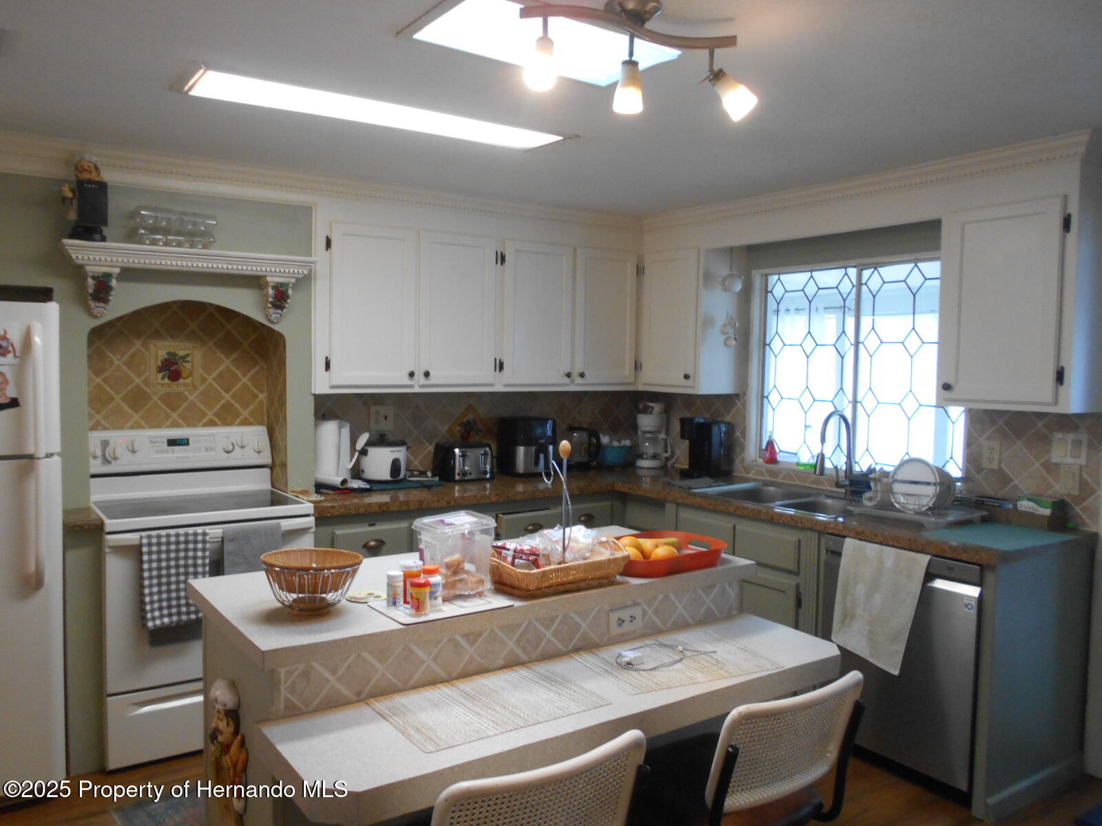 16185 Brookridge Boulevard, Brooksville, Florida image 7