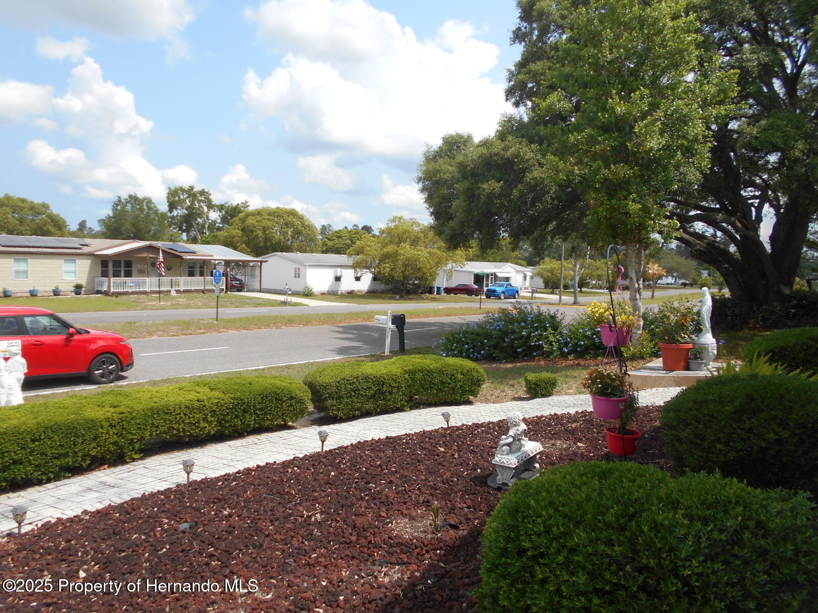 16185 Brookridge Boulevard, Brooksville, Florida image 2