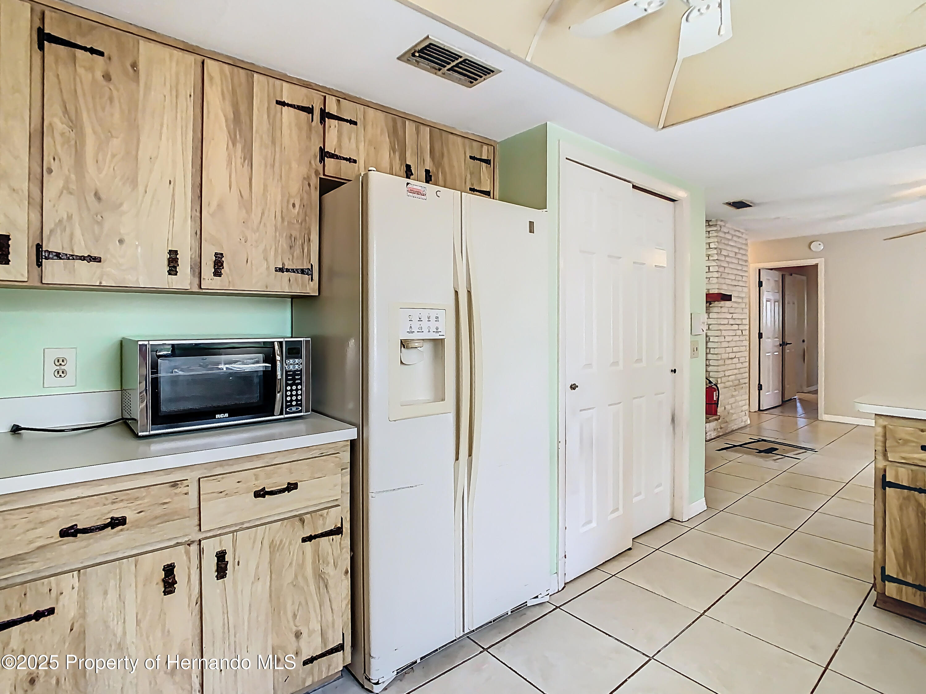 7150 Park Drive, New Port Richey, Florida image 25