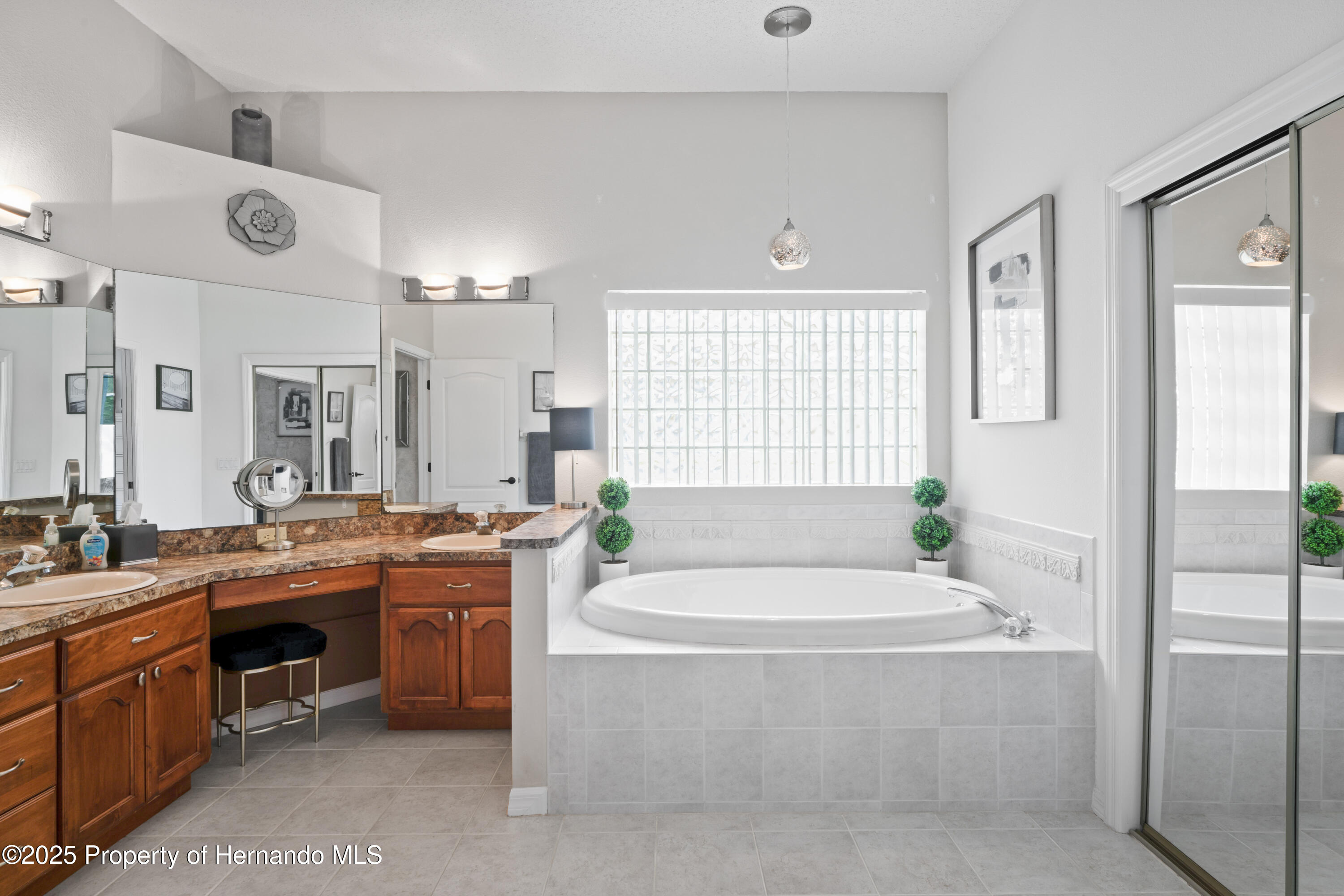 10250 Locker Drive, Spring Hill, Florida image 31