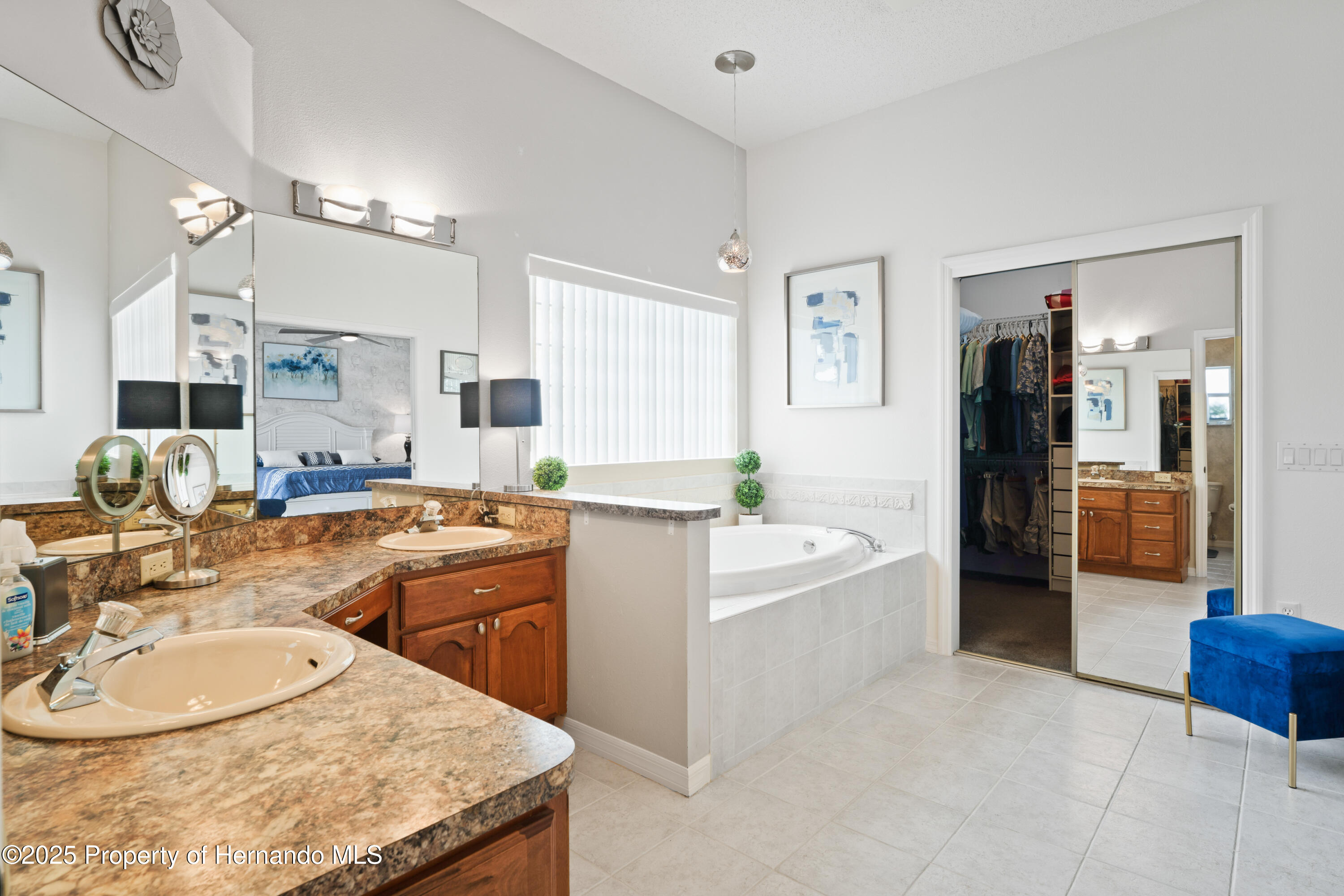 10250 Locker Drive, Spring Hill, Florida image 34