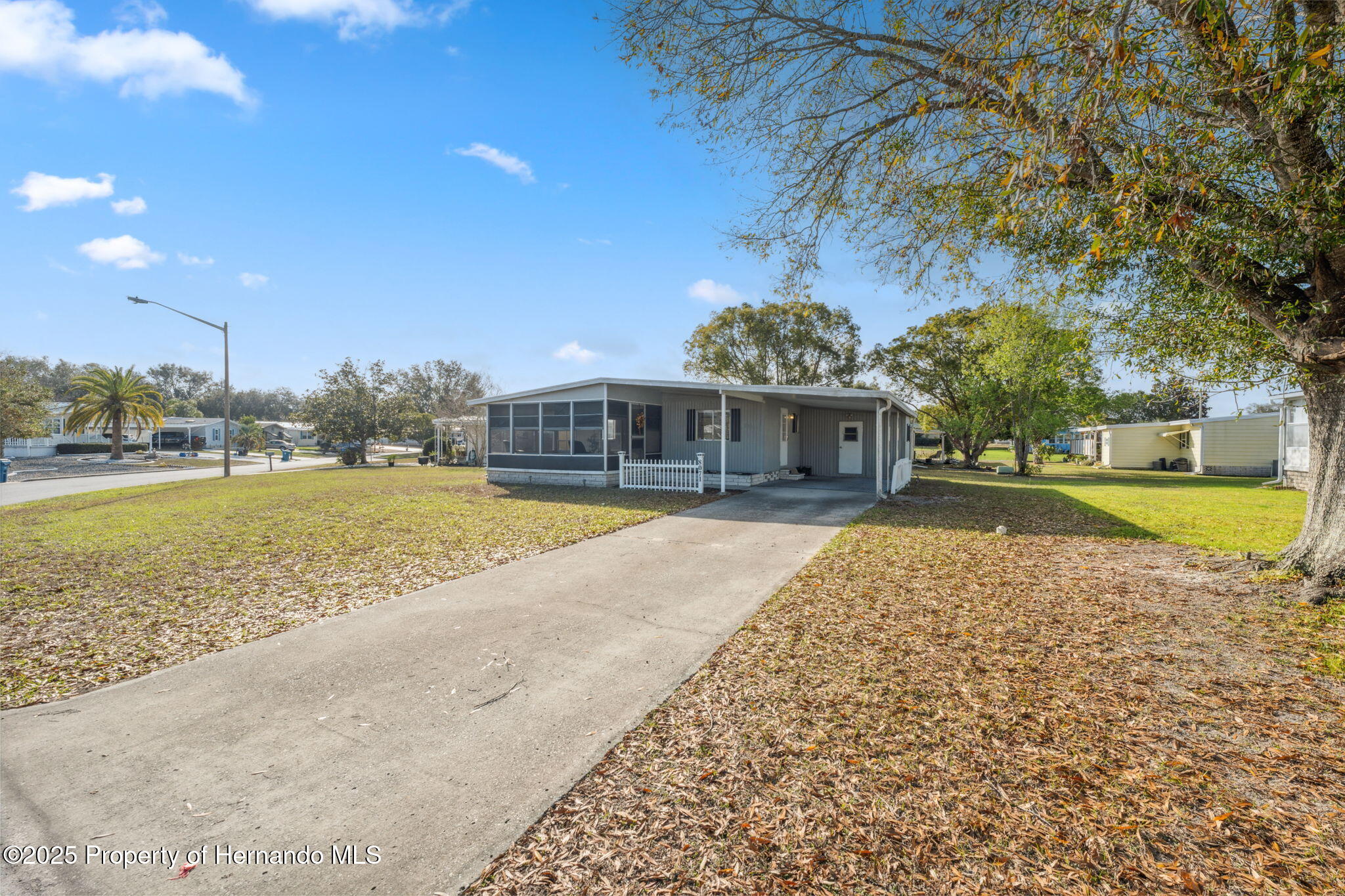 8071 Dinsmore Street, Brooksville, Florida image 2