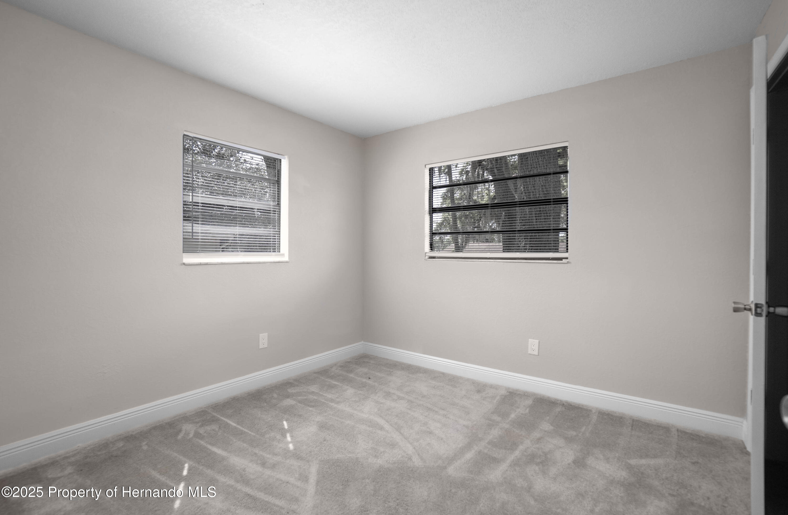27111 Wakefield Drive, Brooksville, Florida image 20