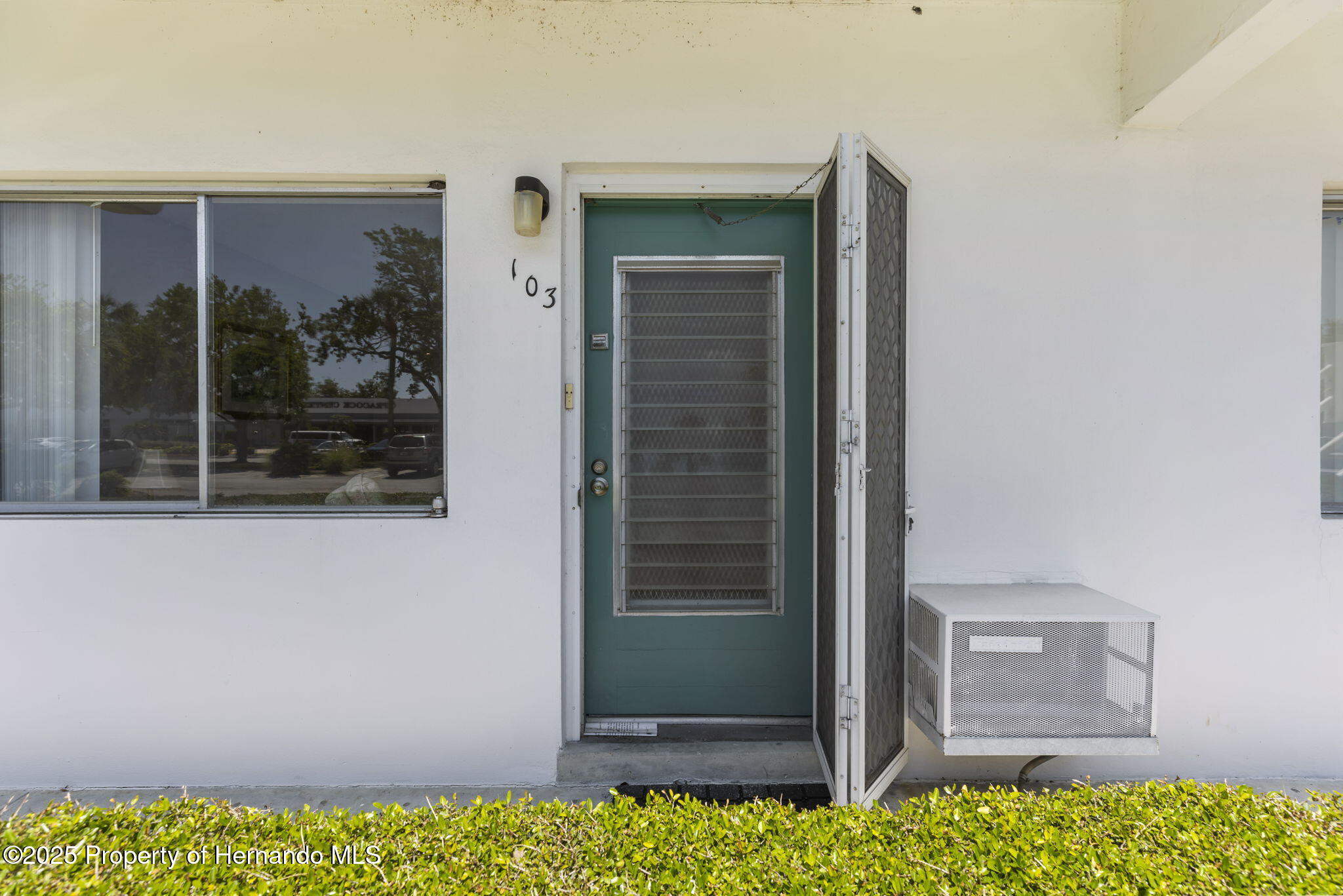 8405 112th Street #103, Seminole, Florida image 10