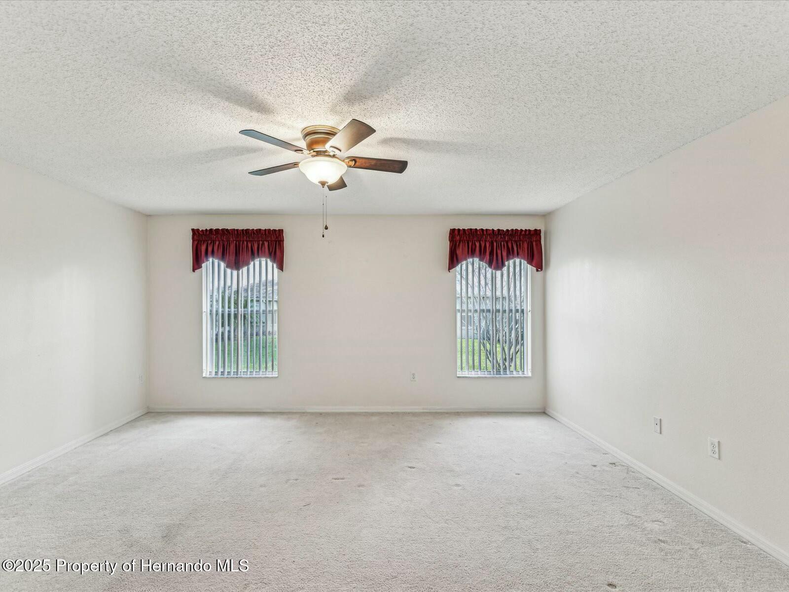 18325 Whitacre Circle, Hudson, Florida image 25