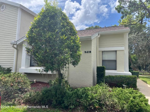 Condo For Sale - 9410 Nakoma Way<br/> Hernando County, Weeki Wachee, FL 34613