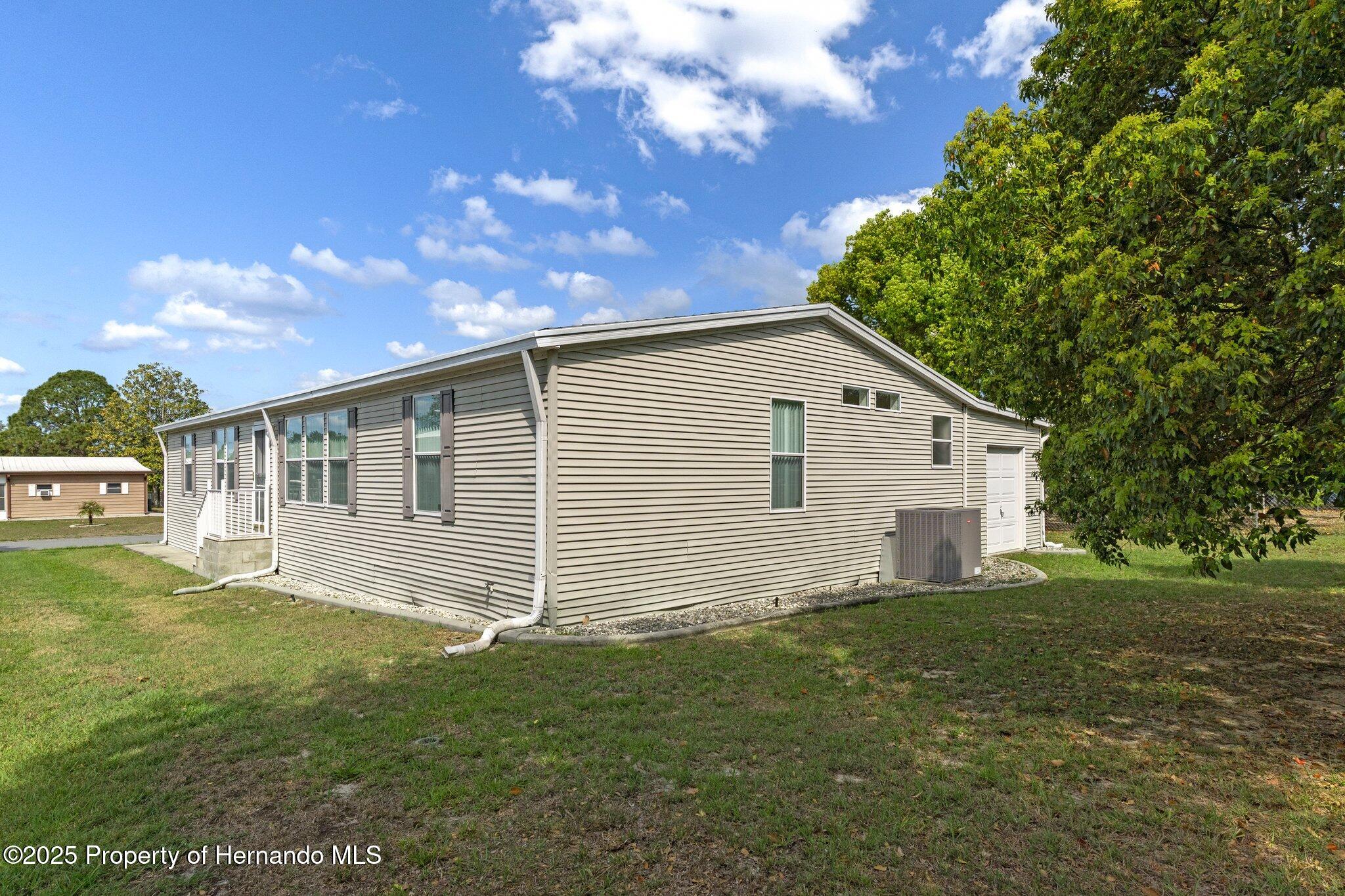 12433 Harker Street, Brooksville, Florida image 41