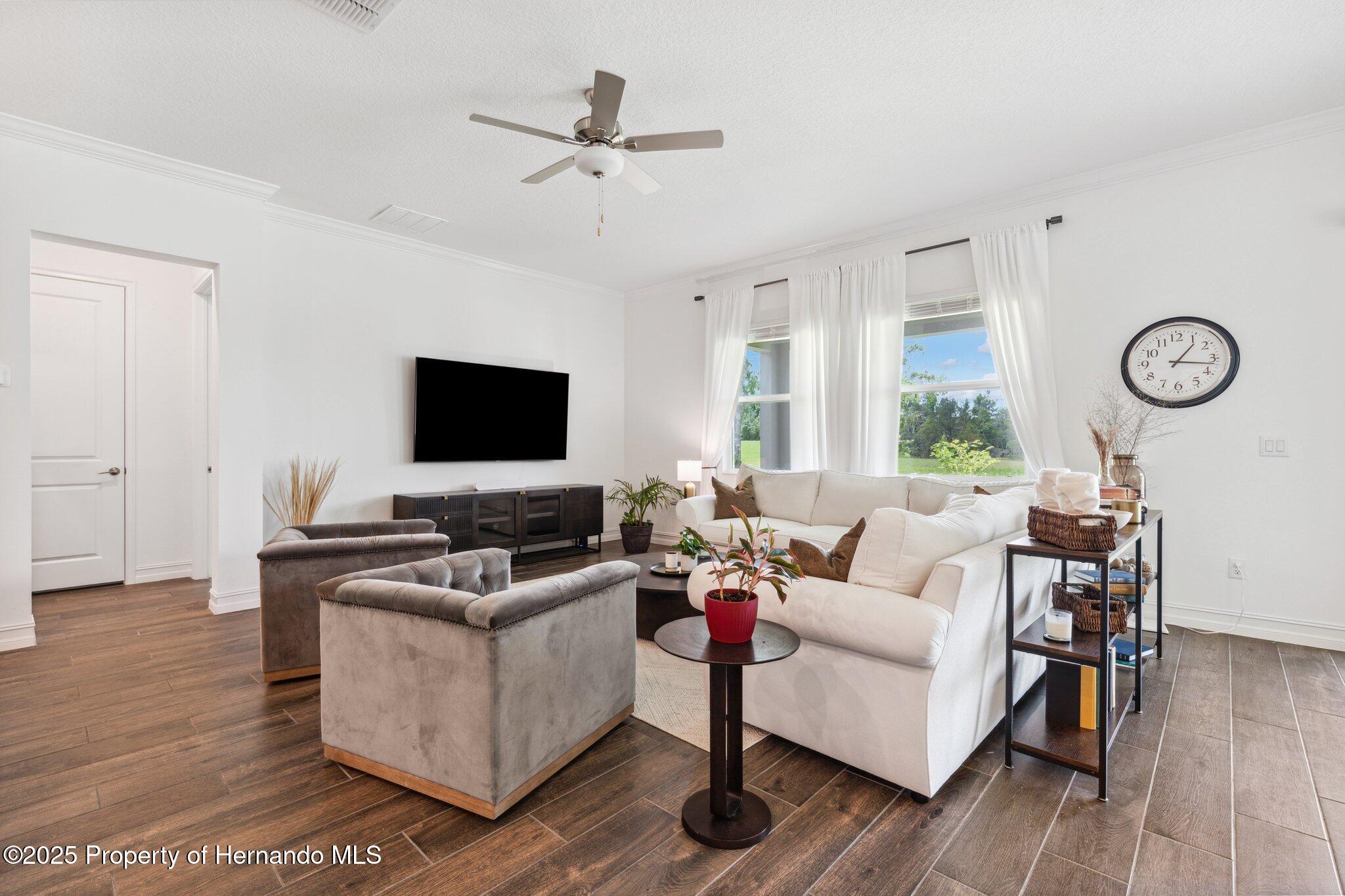 5005 Southern Valley Loop, Brooksville, Florida image 9