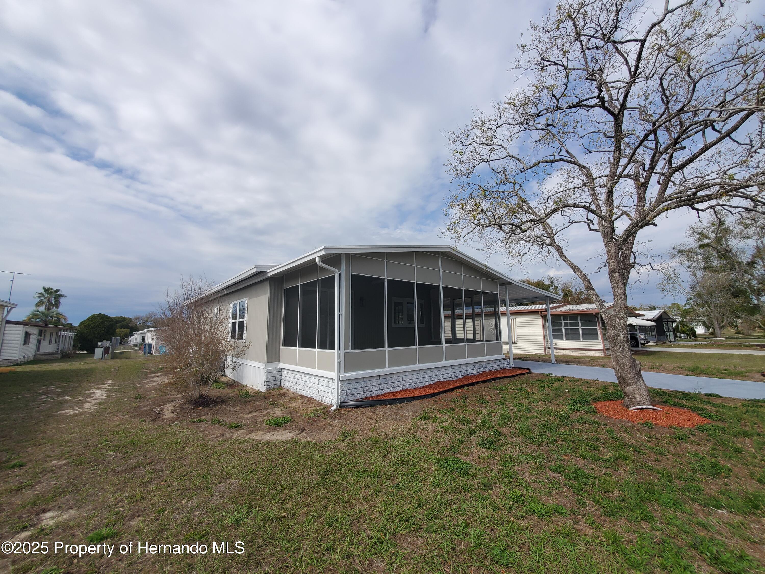 8483 Fleetway Avenue, Brooksville, Florida image 19