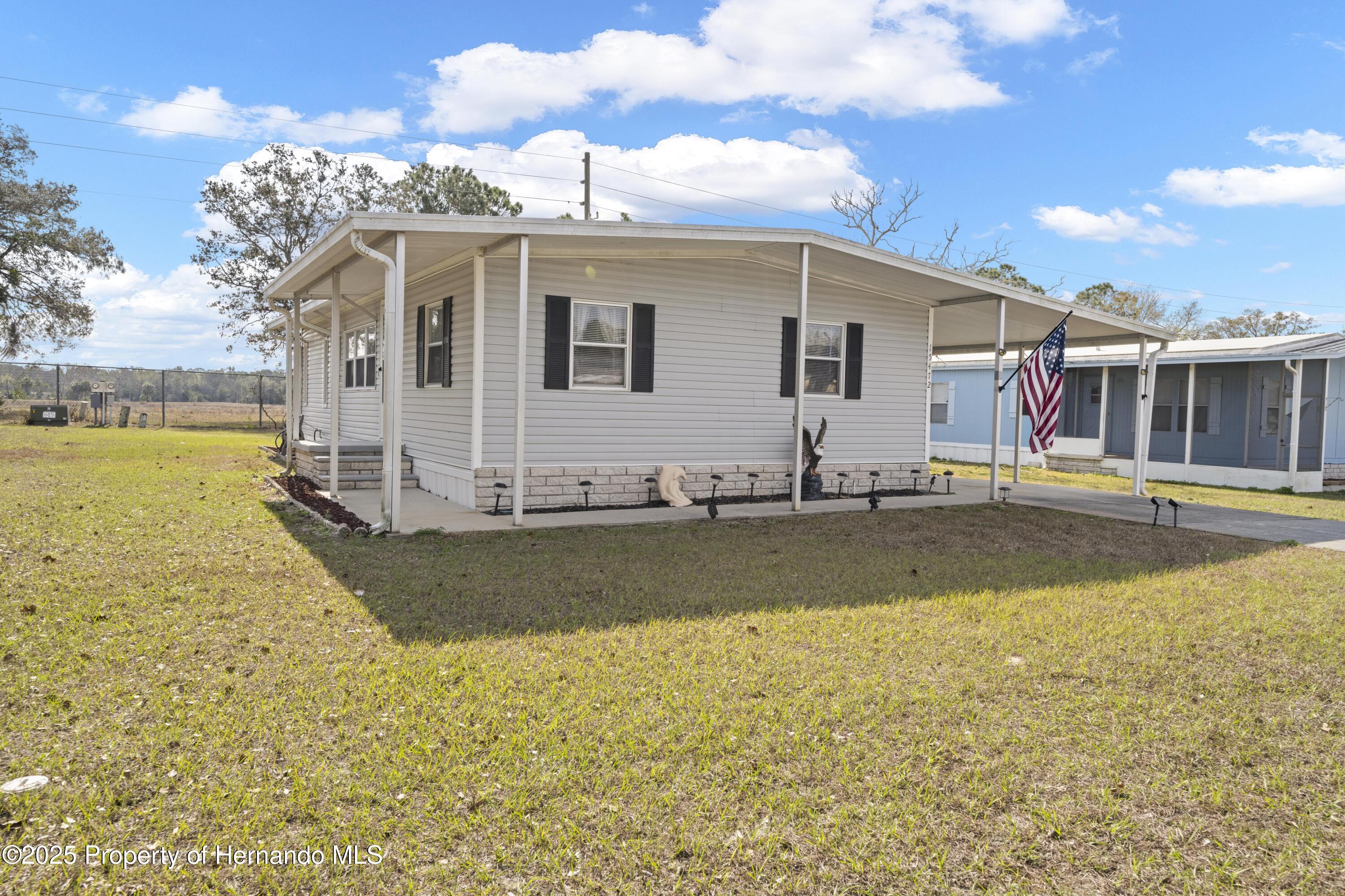 15472 Brookridge Boulevard, Brooksville, Florida image 24