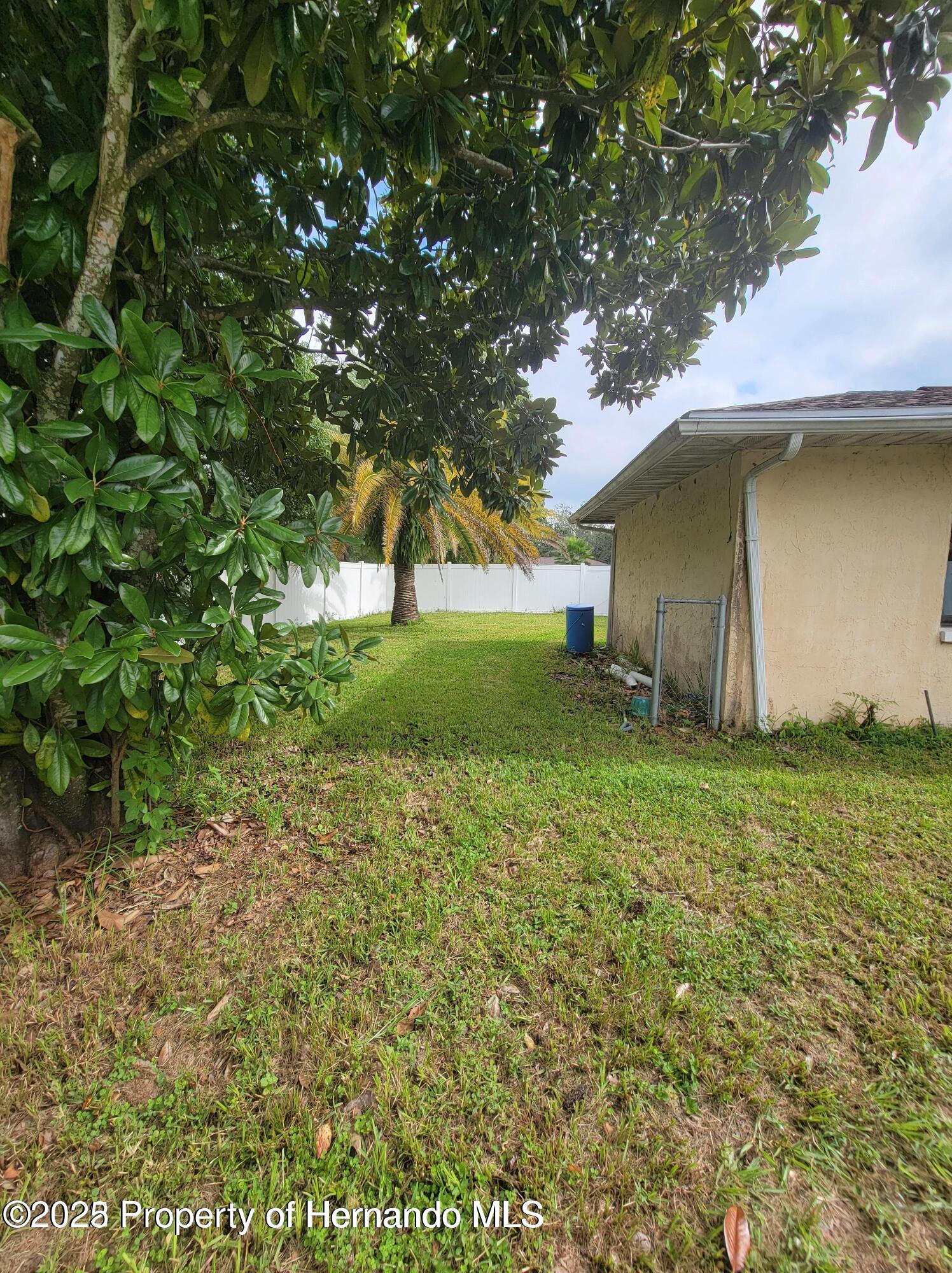 1127 Lodge Circle, Spring Hill, Florida image 17