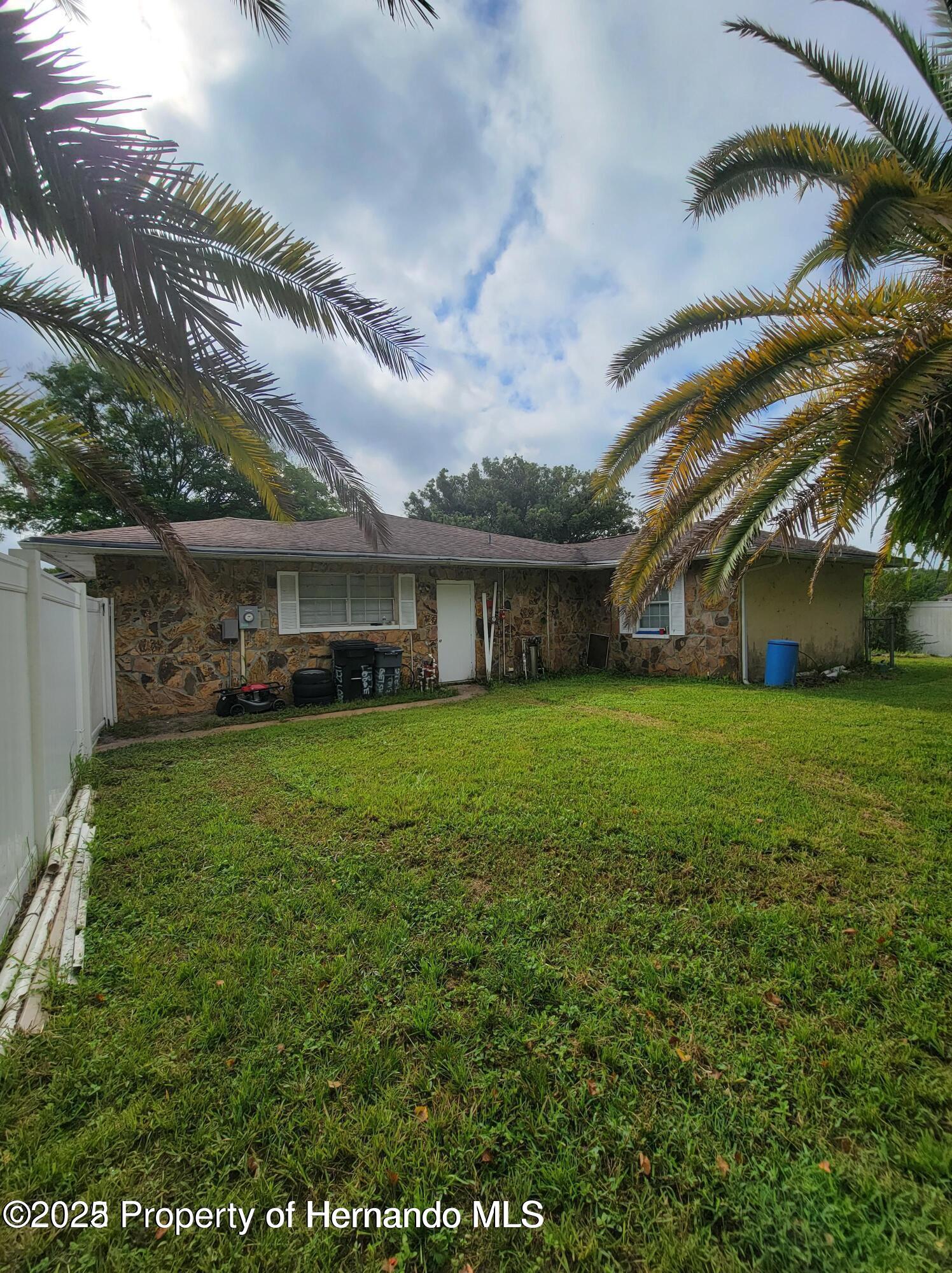 1127 Lodge Circle, Spring Hill, Florida image 3