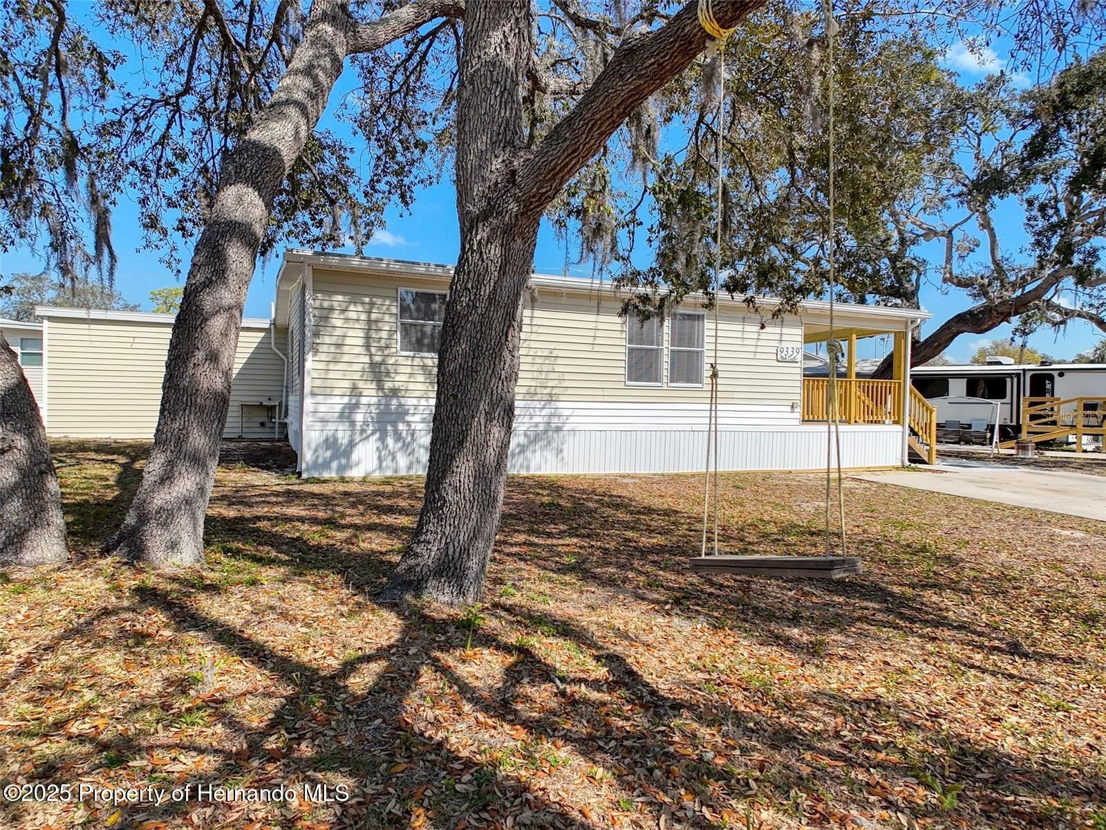 9339 Bob Cat Dr, Weeki Wachee, Florida image 7