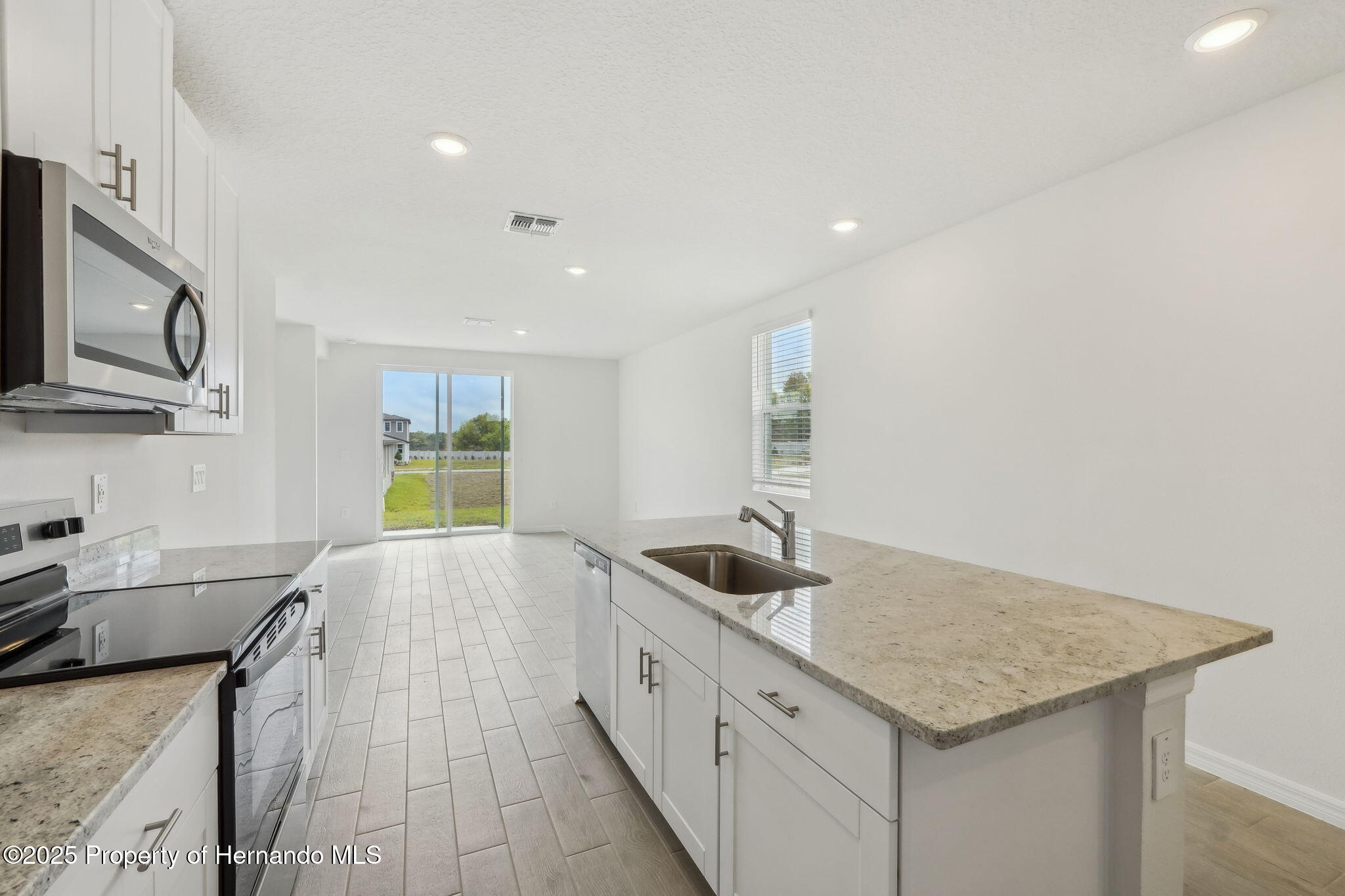 3561 Moscato Drive, Brooksville, Florida image 12